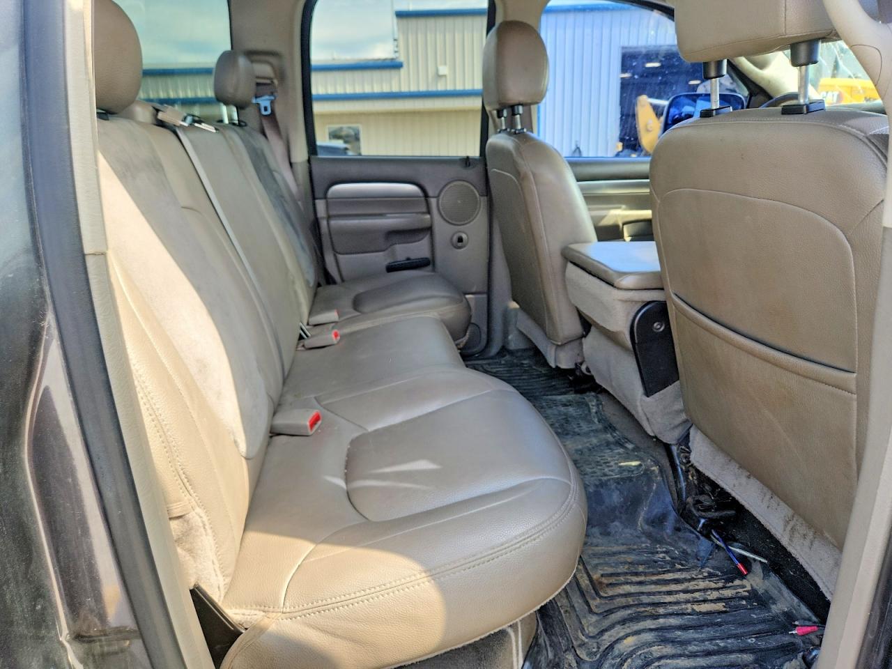 2004 Dodge Ram 2500 St Tan vin: 3D7KU28C44G219266