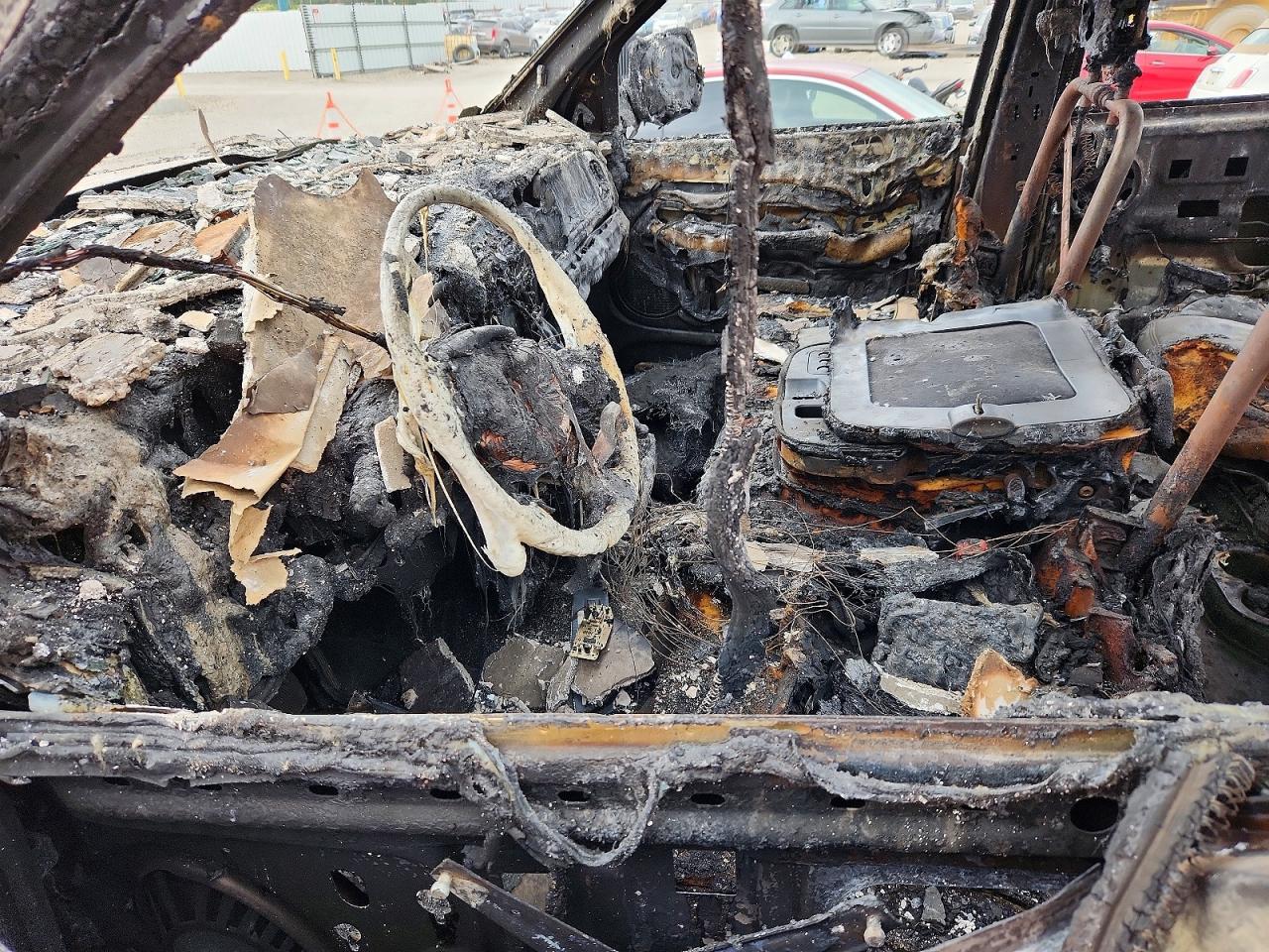 2004 Dodge Ram 2500 St Burn vin: 3D7KU28C54G196273
