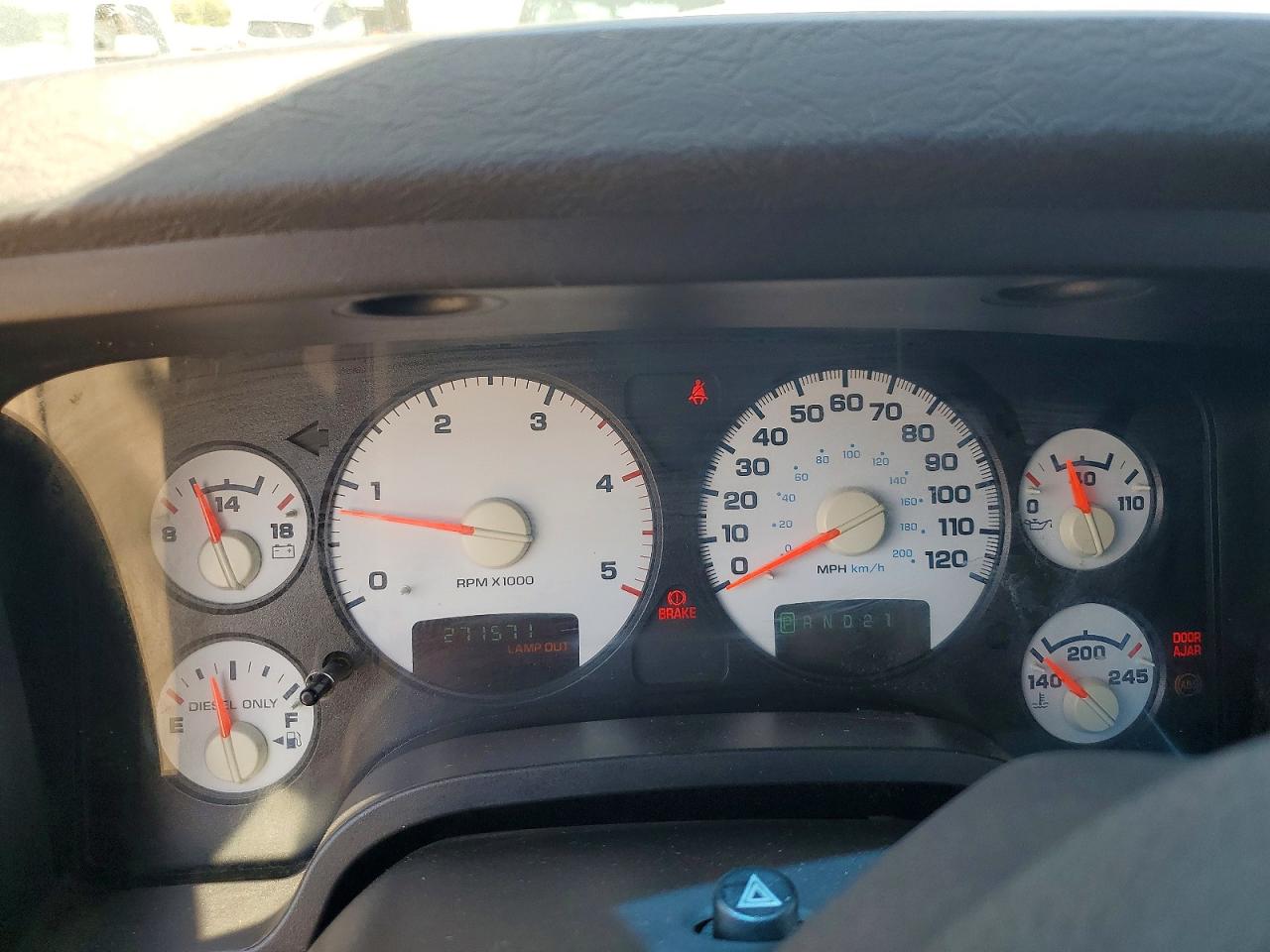 2004 Dodge Ram 2500 St Silver vin: 3D7KU28C64G104779