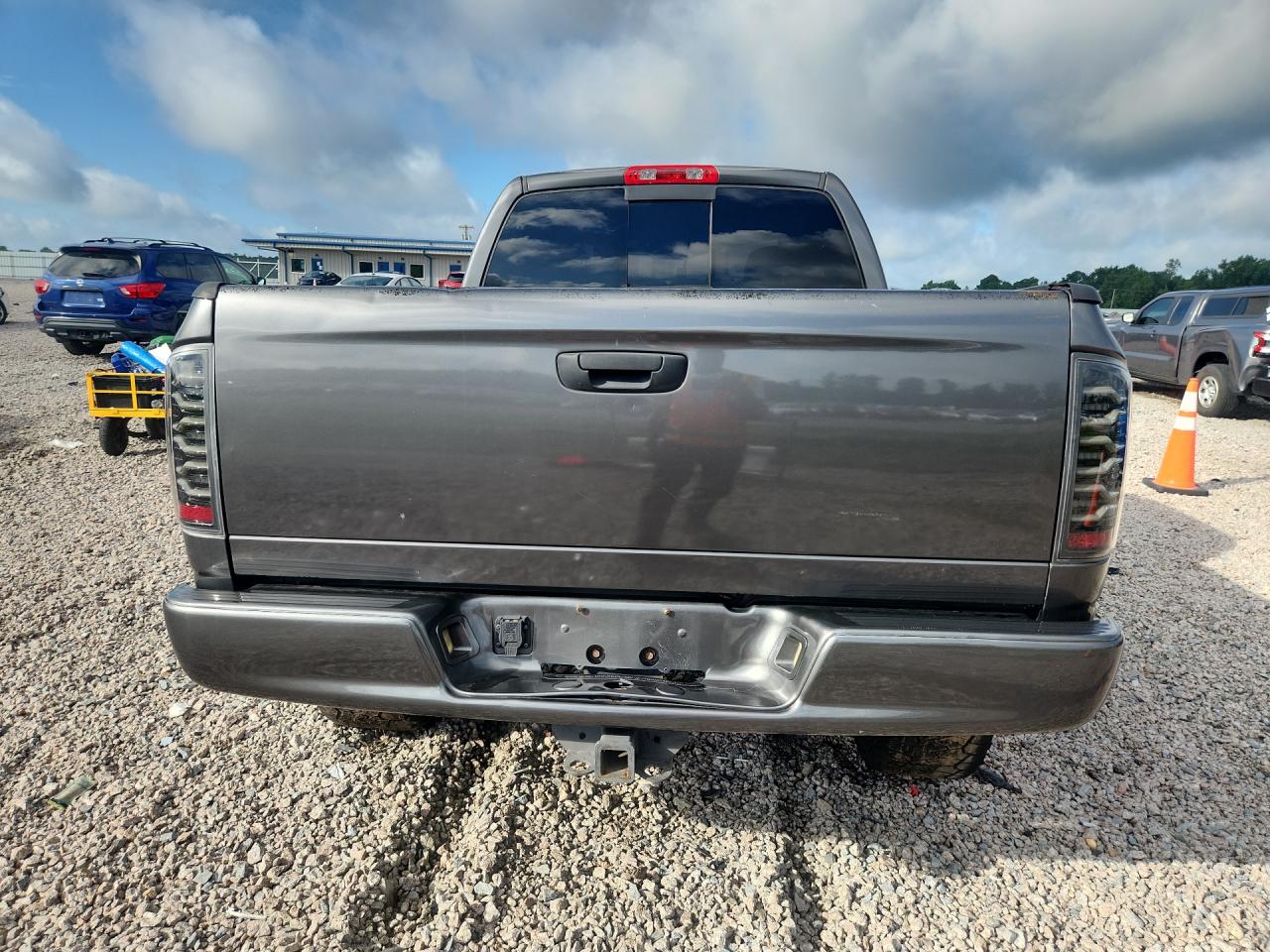 2004 Dodge Ram 2500 St Gray vin: 3D7KU28C64G214604