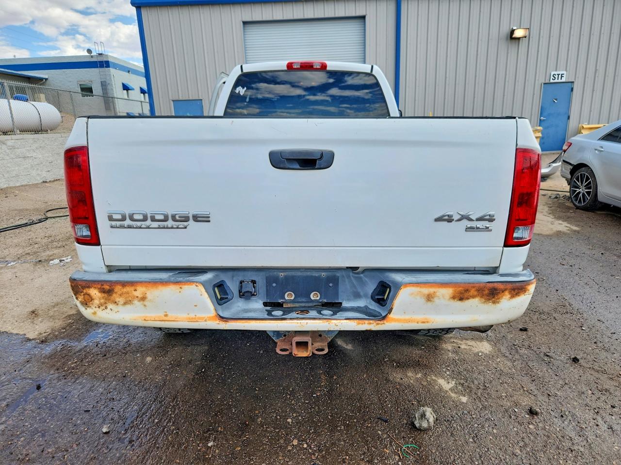 2004 Dodge Ram 2500 St White vin: 3D7KU28CX4G139745