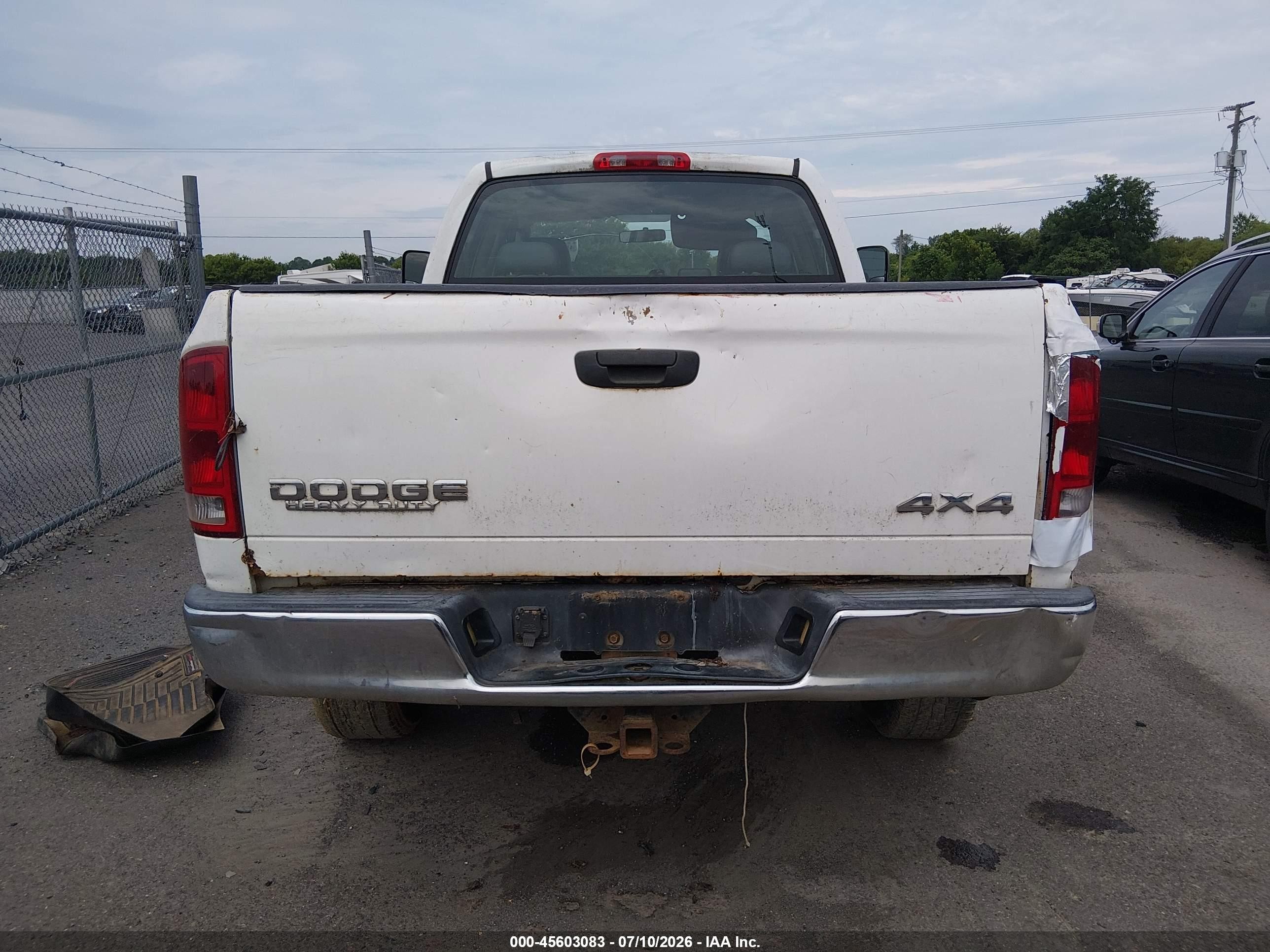 2004 Dodge Ram 2500 St Белый vin: 3D7KU28D04G157681