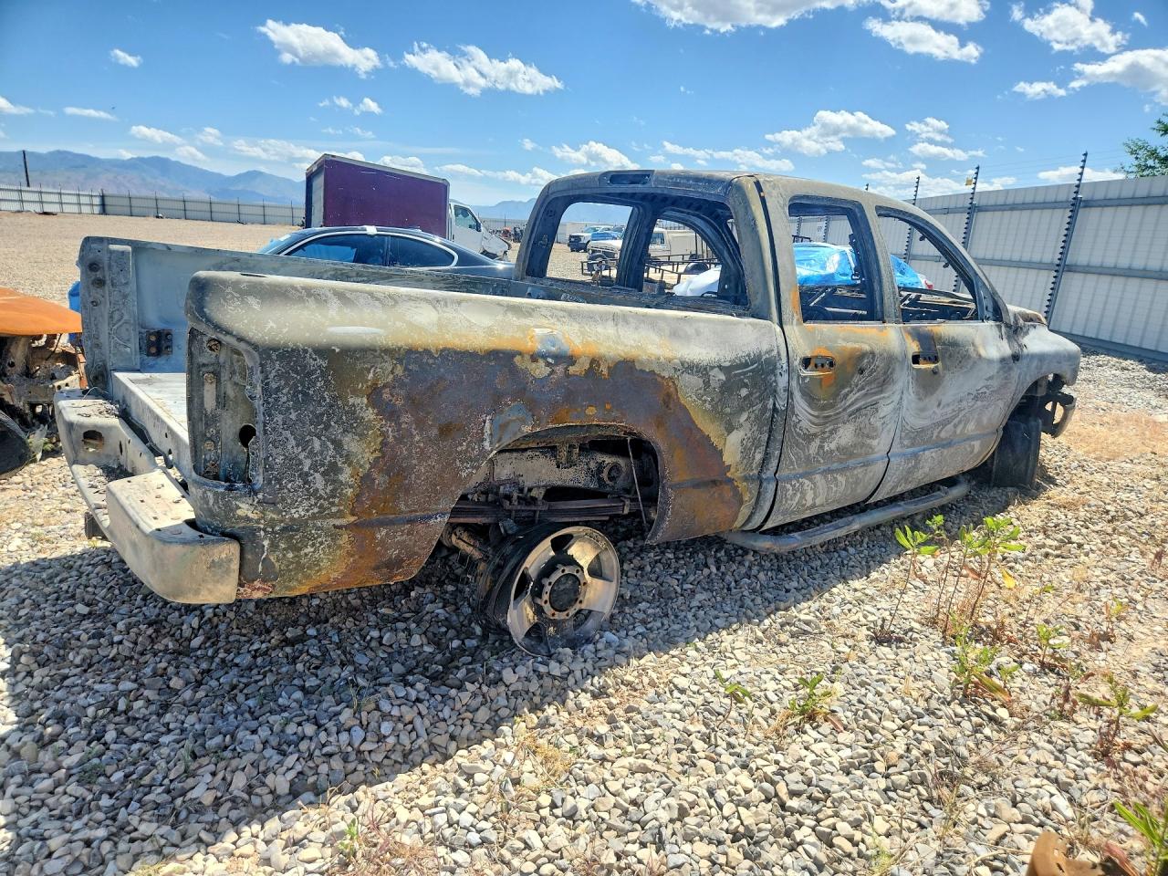 2003 Dodge Ram 2500 St Burn vin: 3D7KU28D13G778796