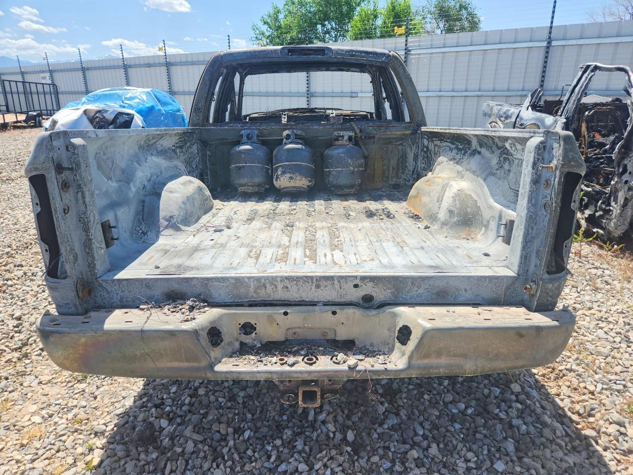 2003 Dodge Ram 2500 St Burn vin: 3D7KU28D13G778796