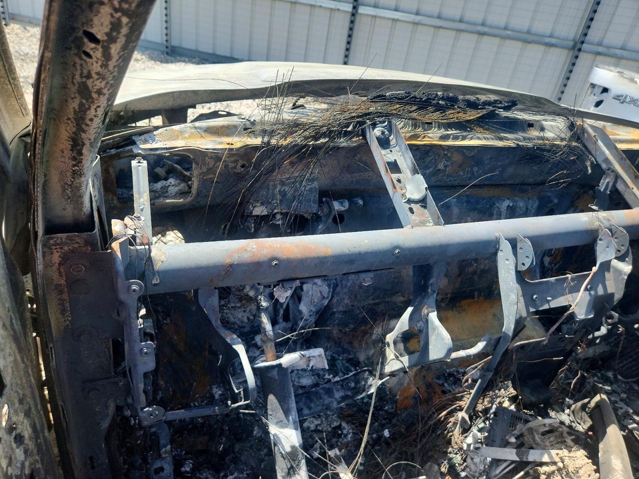 2003 Dodge Ram 2500 St Burn vin: 3D7KU28D13G778796