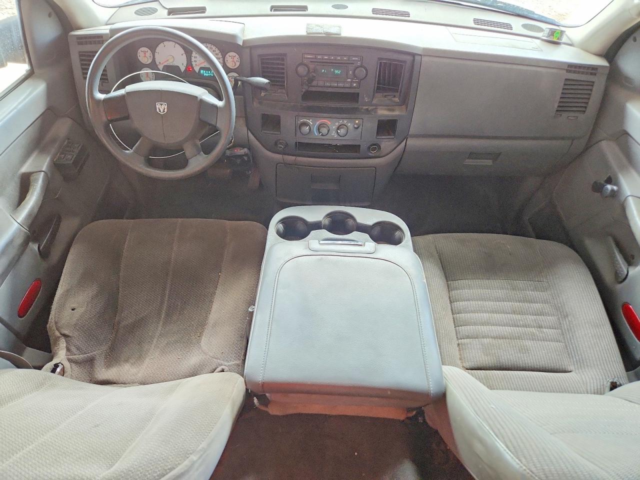 2006 Dodge Ram 3500 St Red vin: 3D7LL38C06G181390