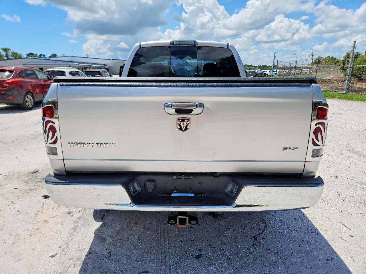 2006 Dodge Ram 3500 St Silver vin: 3D7LL38C16G101336
