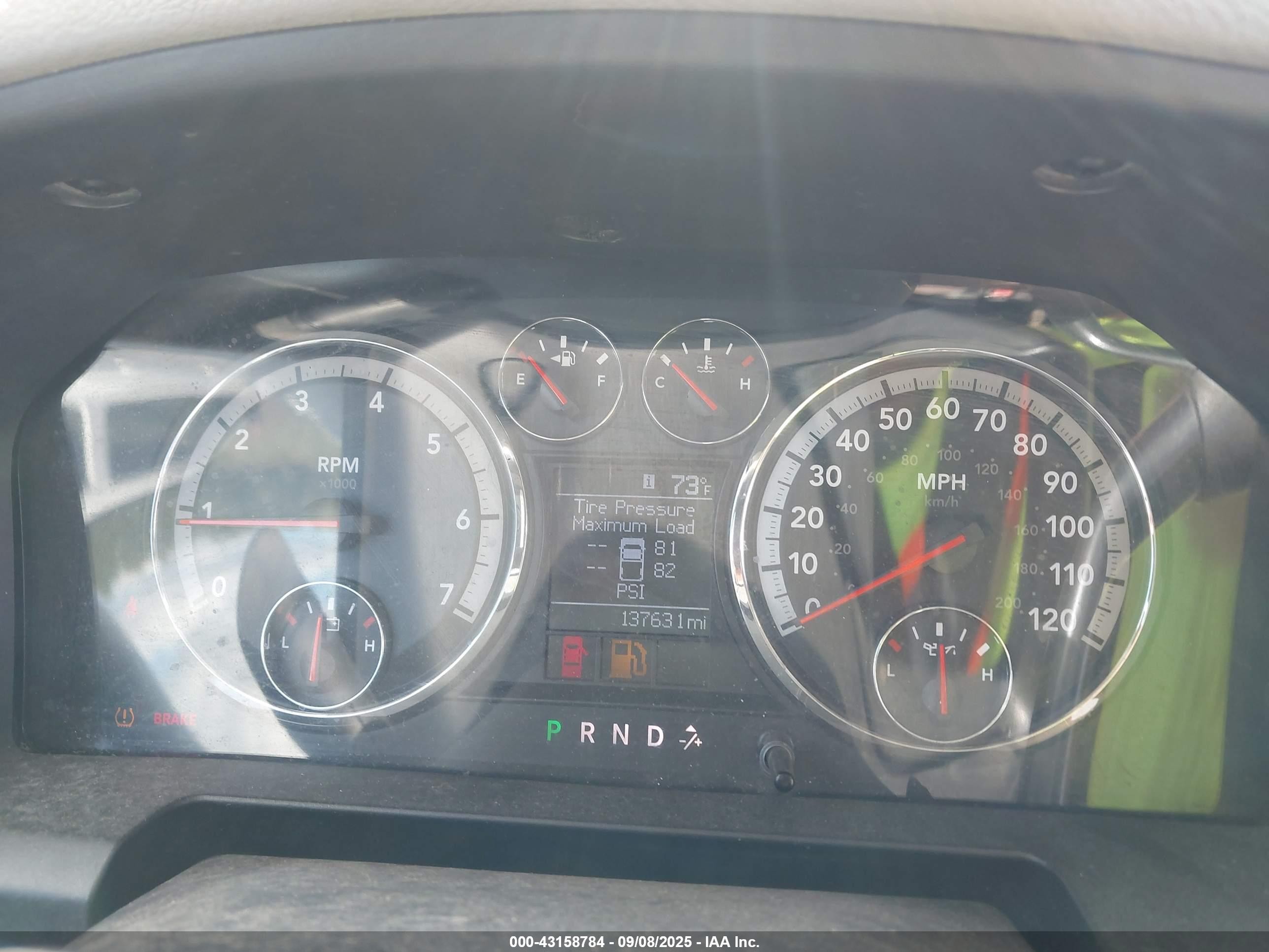 2011 Ram Ram 2500 St Красный vin: 3D7LT2ET0BG630916