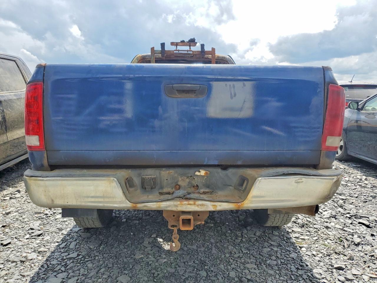2006 Dodge Ram 3500 St Burn vin: 3D7LX38C36G160943