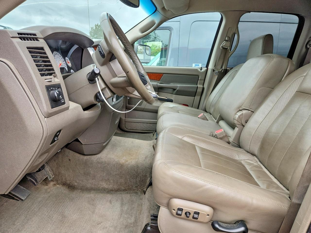 2007 Dodge Ram 3500 St Red vin: 3D7MX38A17G847343