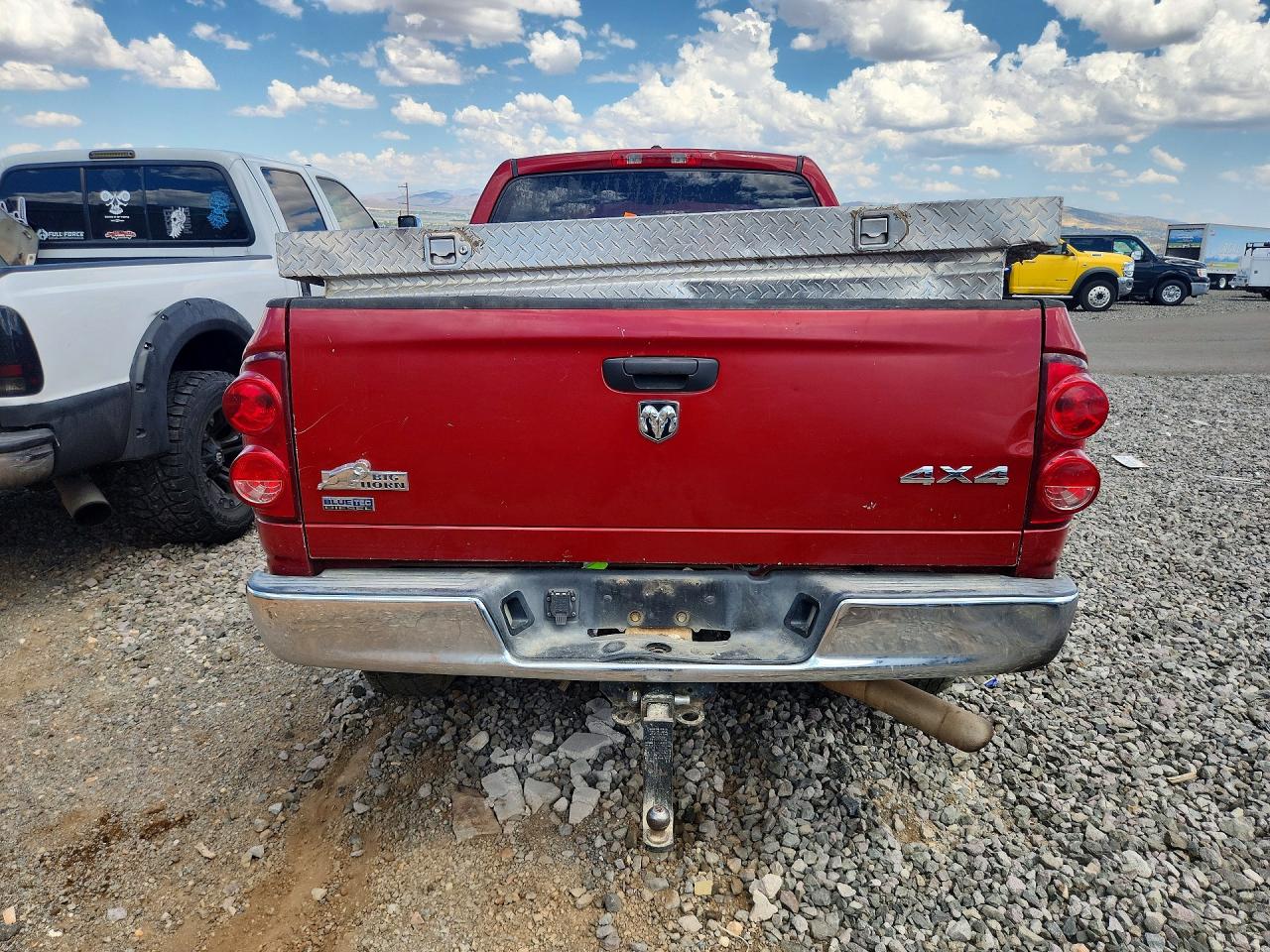2008 Dodge Ram 3500 St Red vin: 3D7MX38A98G114040