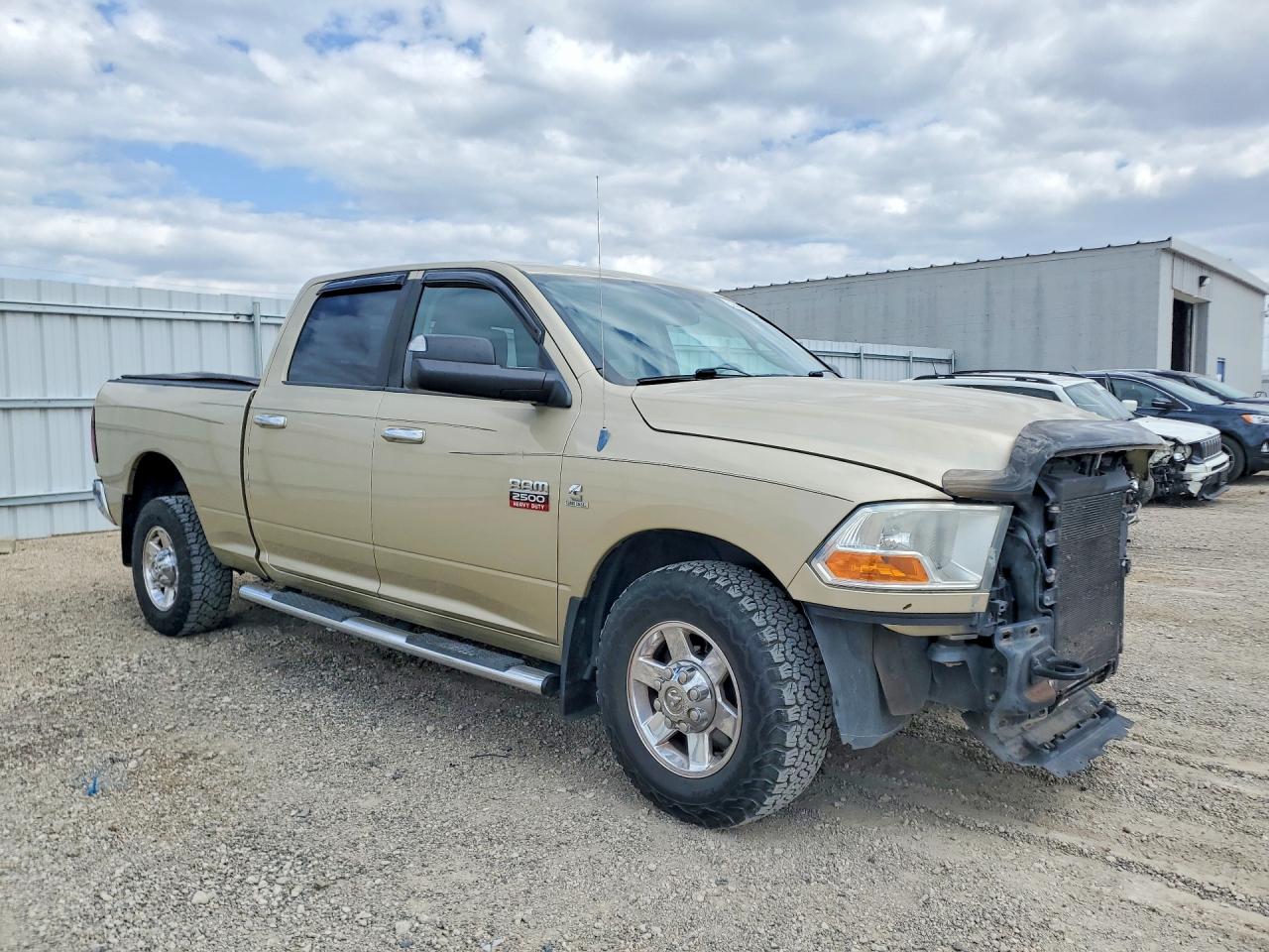 2011 Dodge Ram 2500 Gold vin: 3D7TP2CL0BG536686