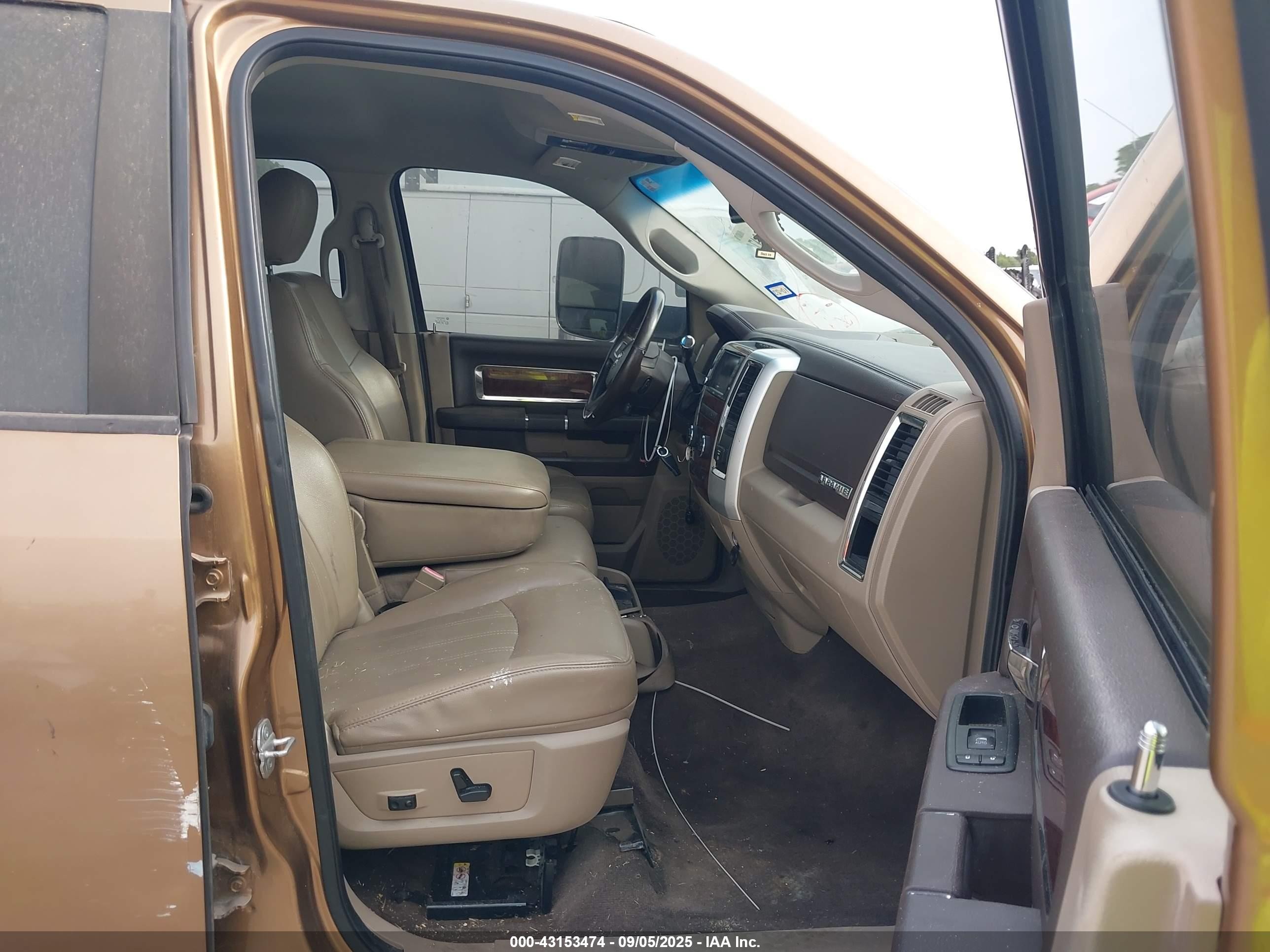 2011 Ram Ram 2500 Laramie Gold vin: 3D7TP2CL2BG593147