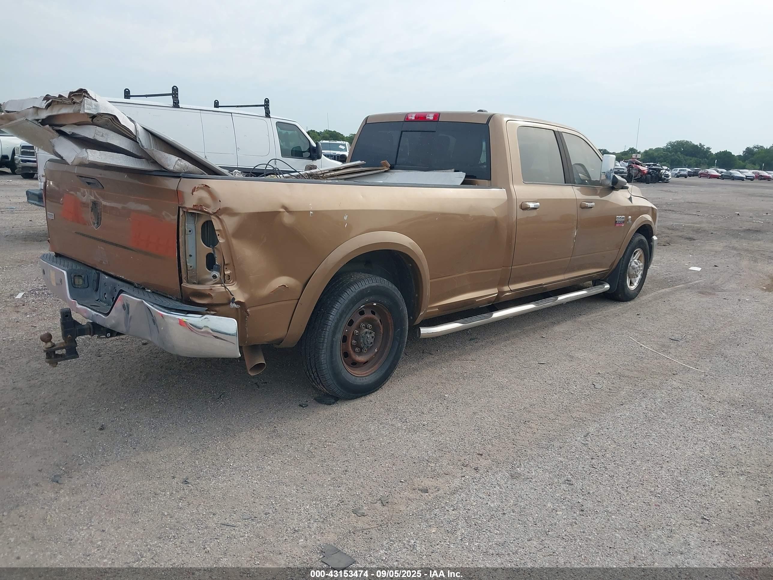 2011 Ram Ram 2500 Laramie Gold vin: 3D7TP2CL2BG593147