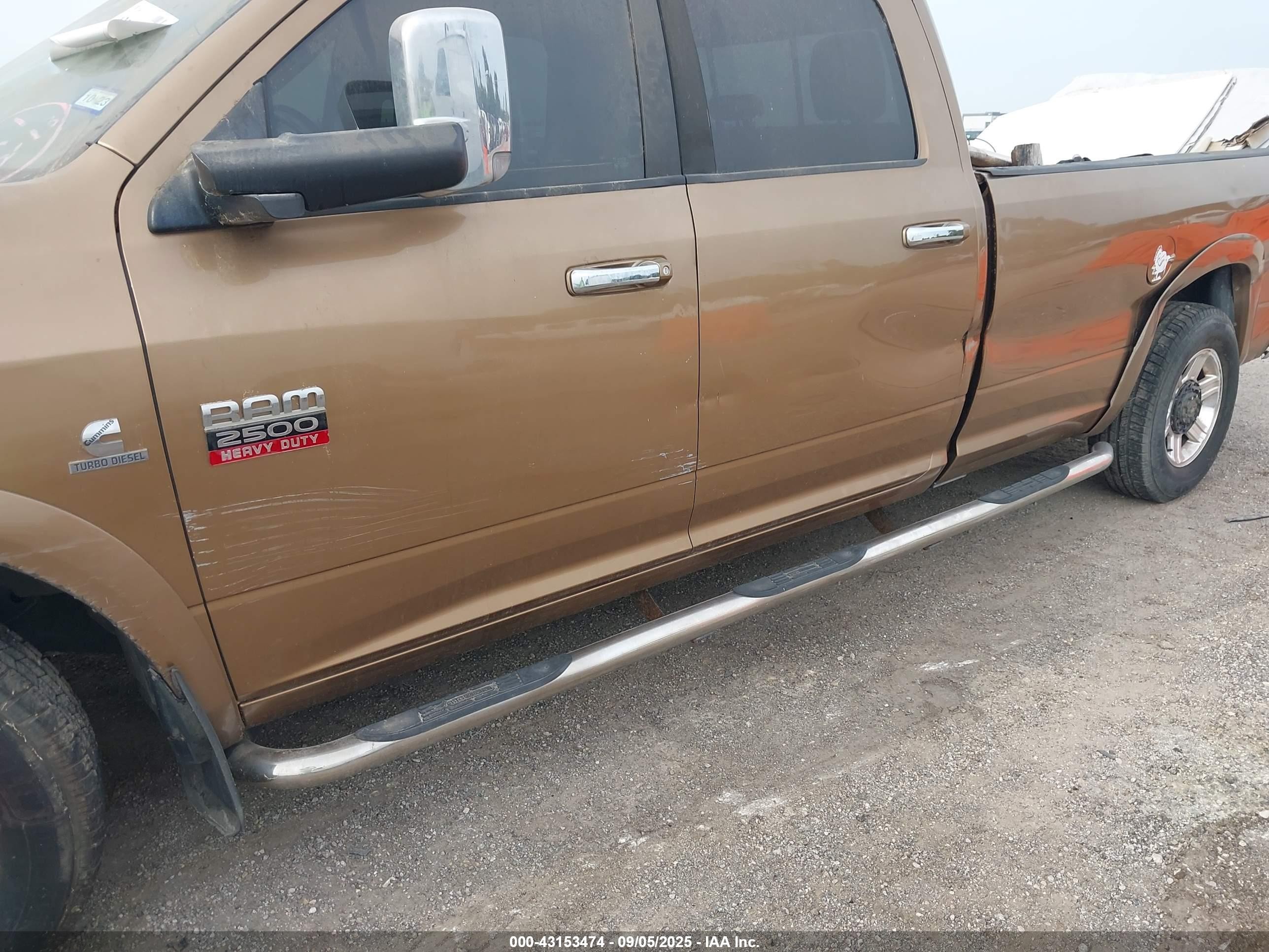 2011 Ram Ram 2500 Laramie Gold vin: 3D7TP2CL2BG593147