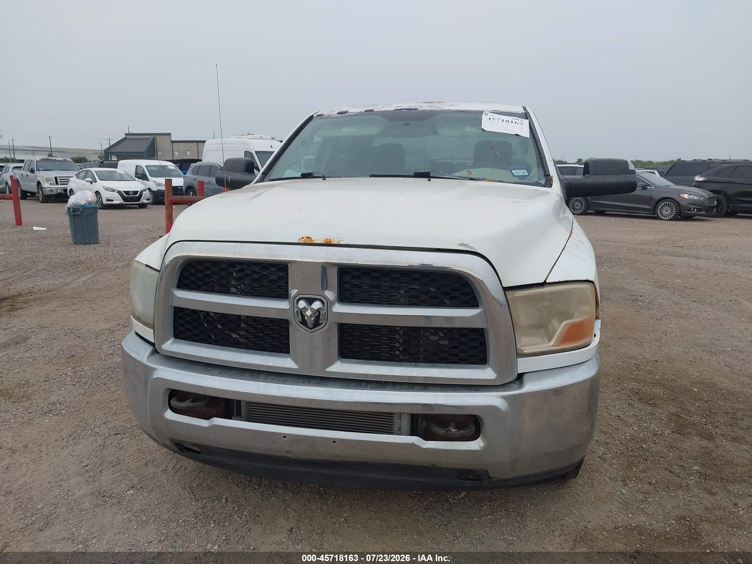 2011 Ram 2500 St White vin: 3D7TP2CL5BG636153