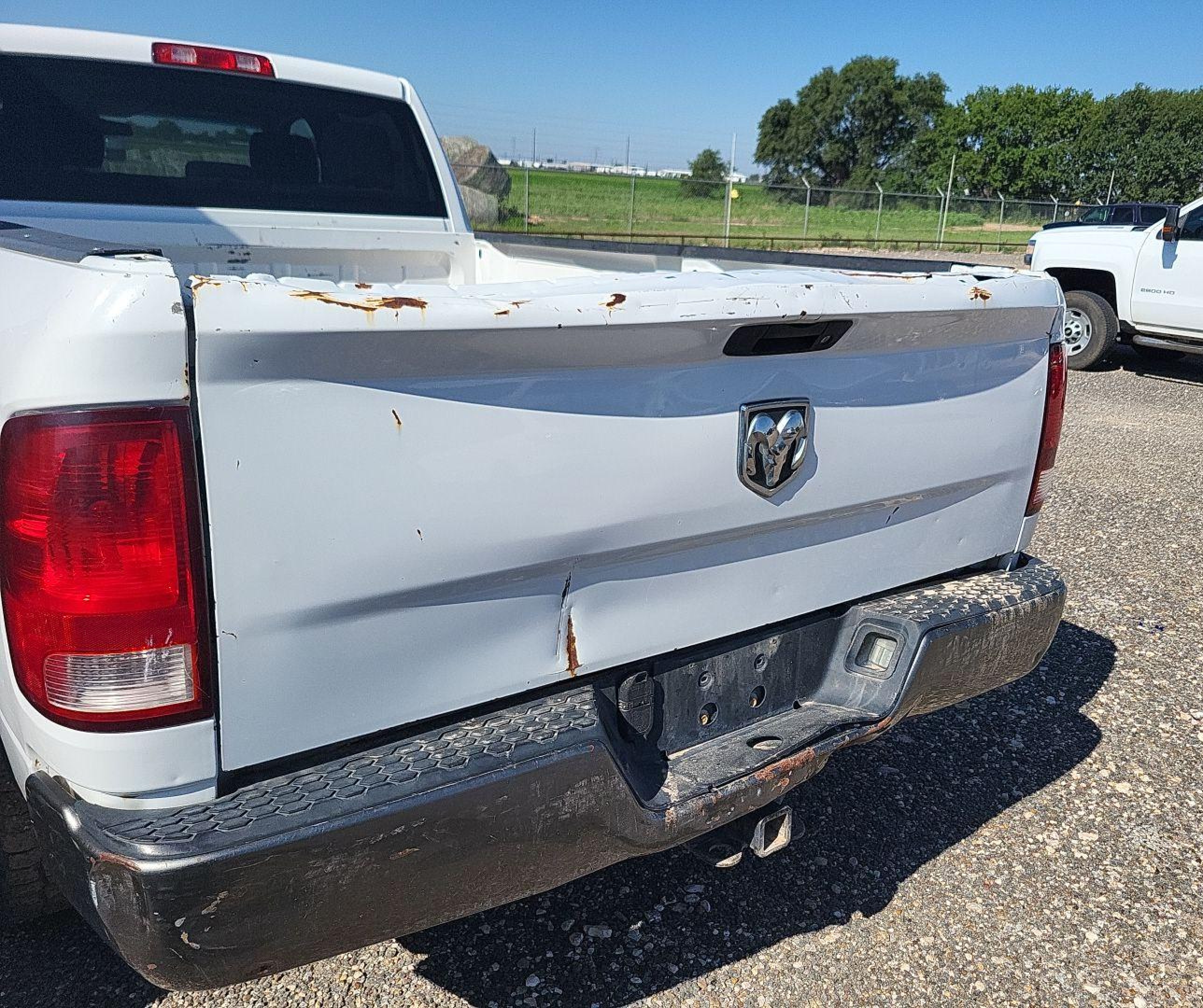2011 Dodge Ram 2500   vin: 3D7TP2CT8BG584145