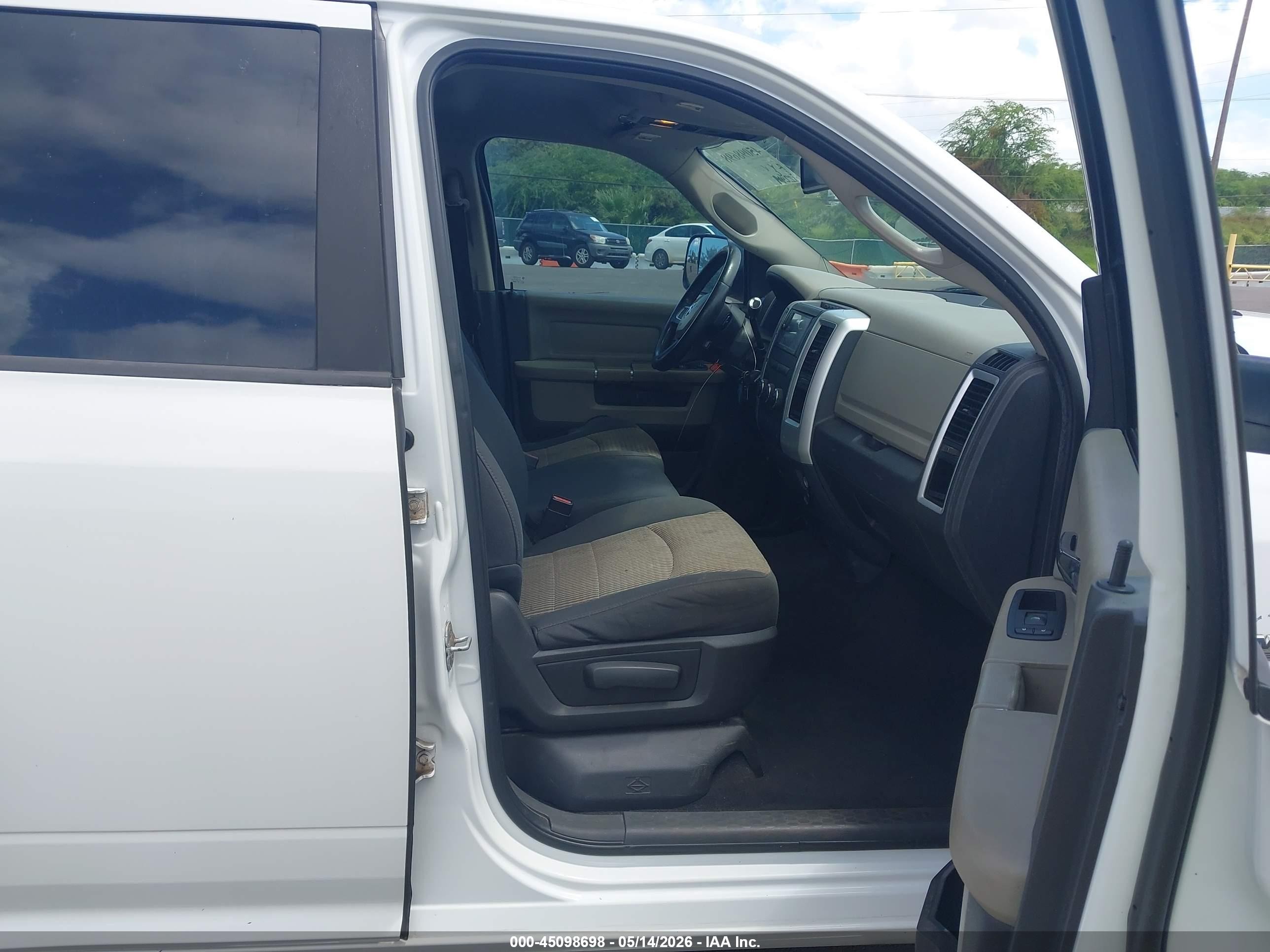 2011 Ram Ram 2500 Slt White vin: 3D7TP2HT3BG600504