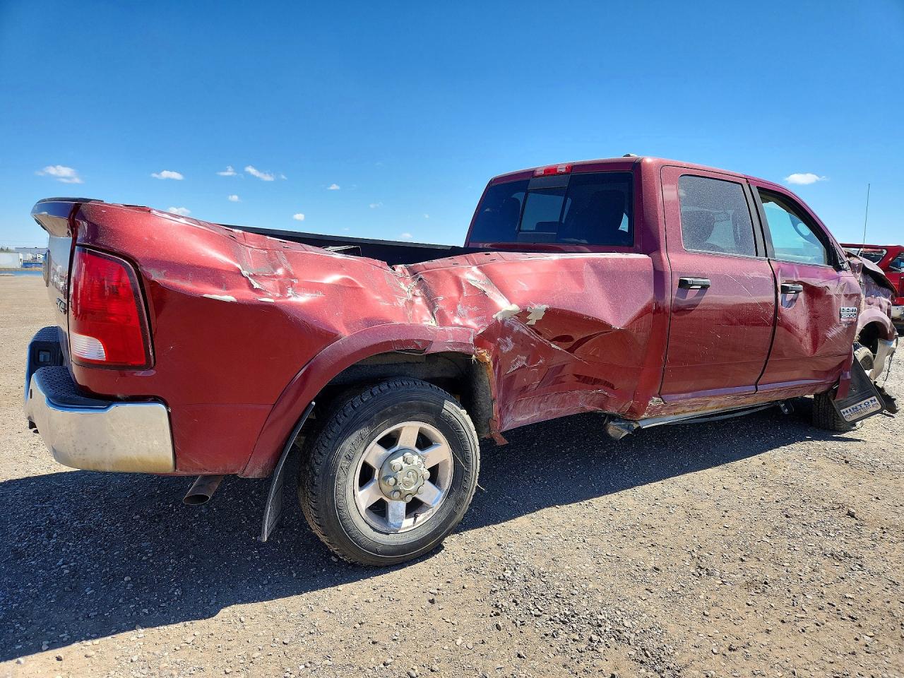 2011 Dodge Ram 2500 Red vin: 3D7TT2CT0BG608207