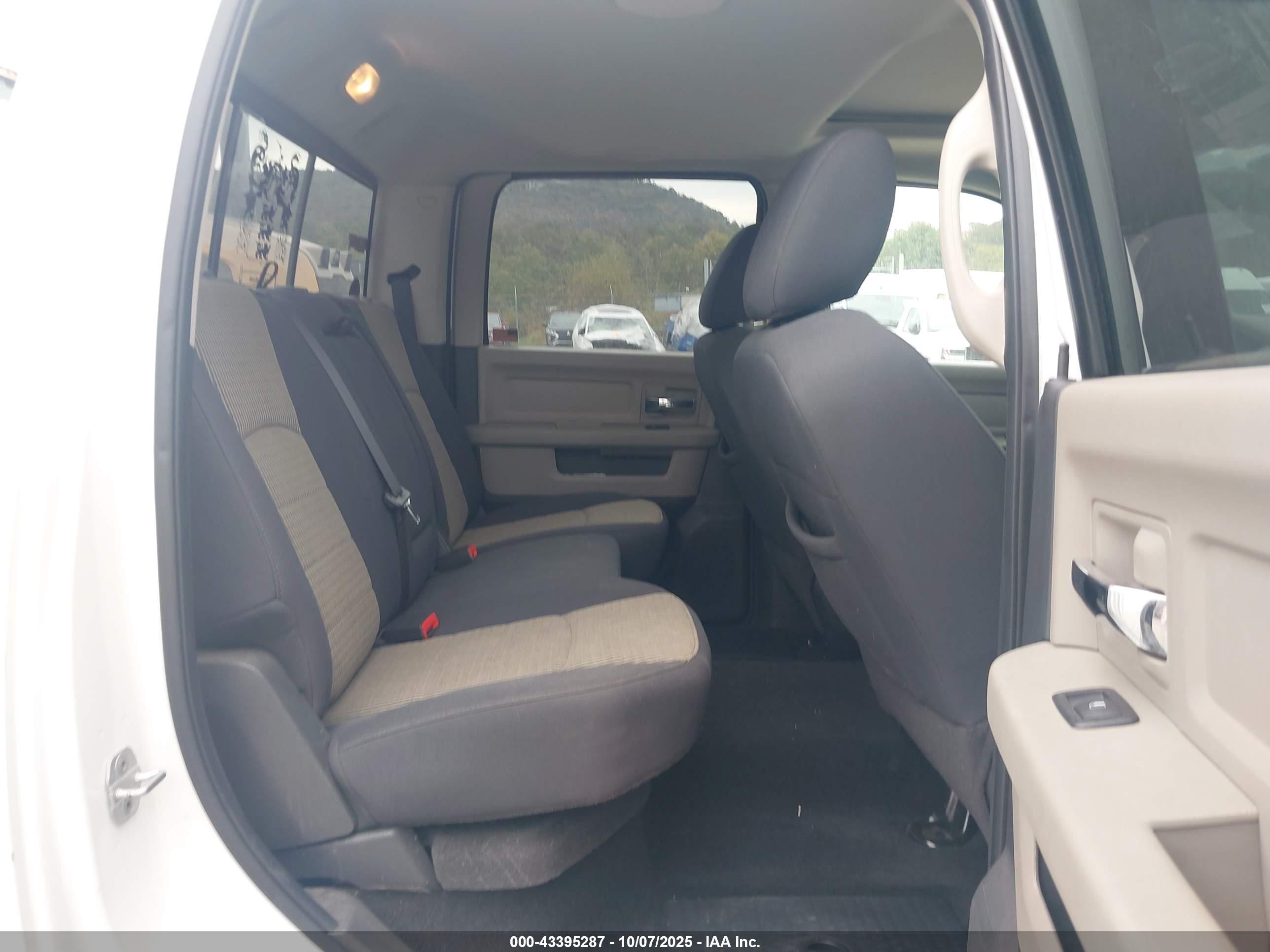 2010 Dodge Ram 2500 Slt Белый vin: 3D7TT2CT1AG182218