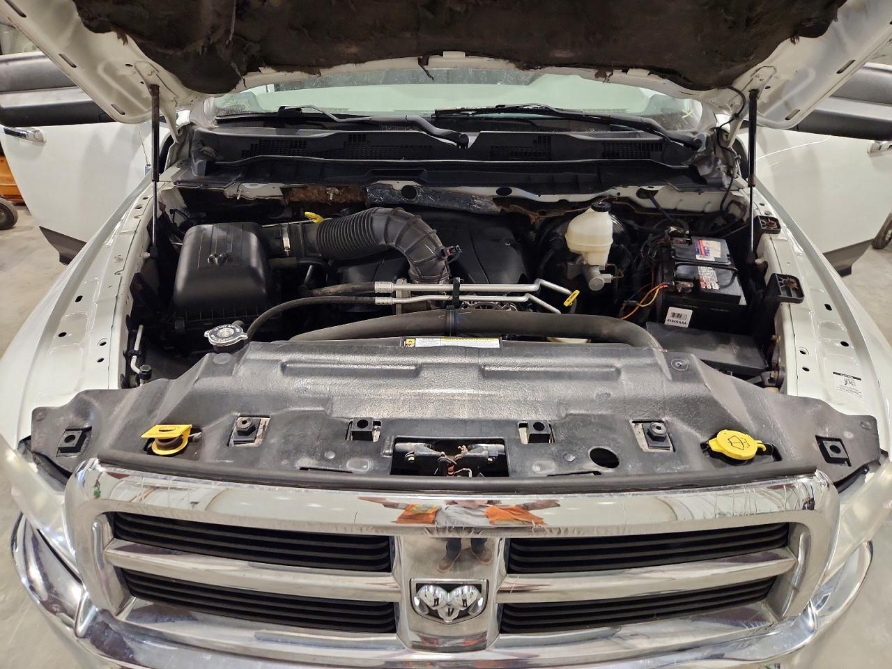 2010 Dodge Ram 2500 White vin: 3D7TT2CT2AG154072