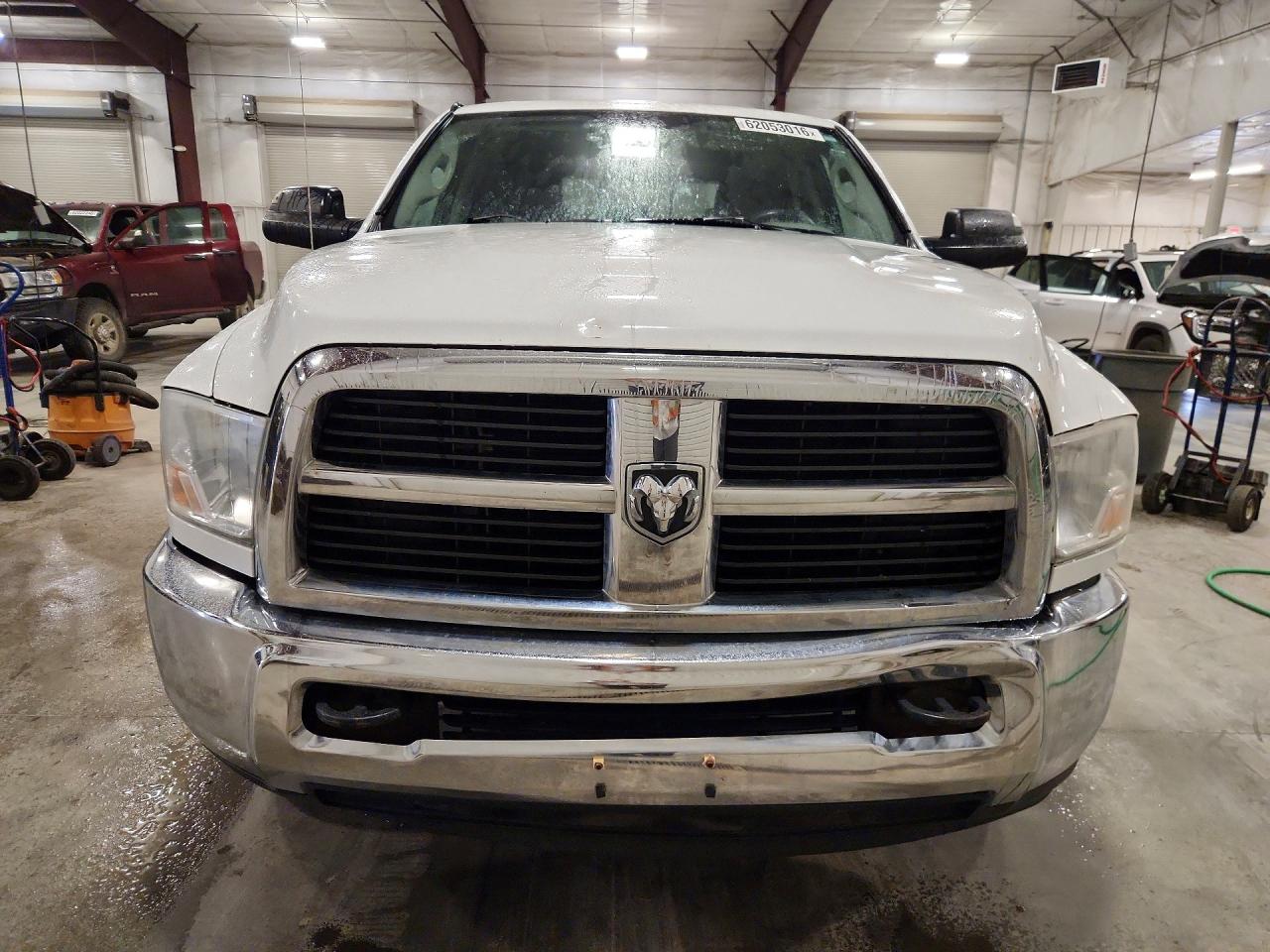 2010 Dodge Ram 2500 White vin: 3D7TT2CT2AG154072