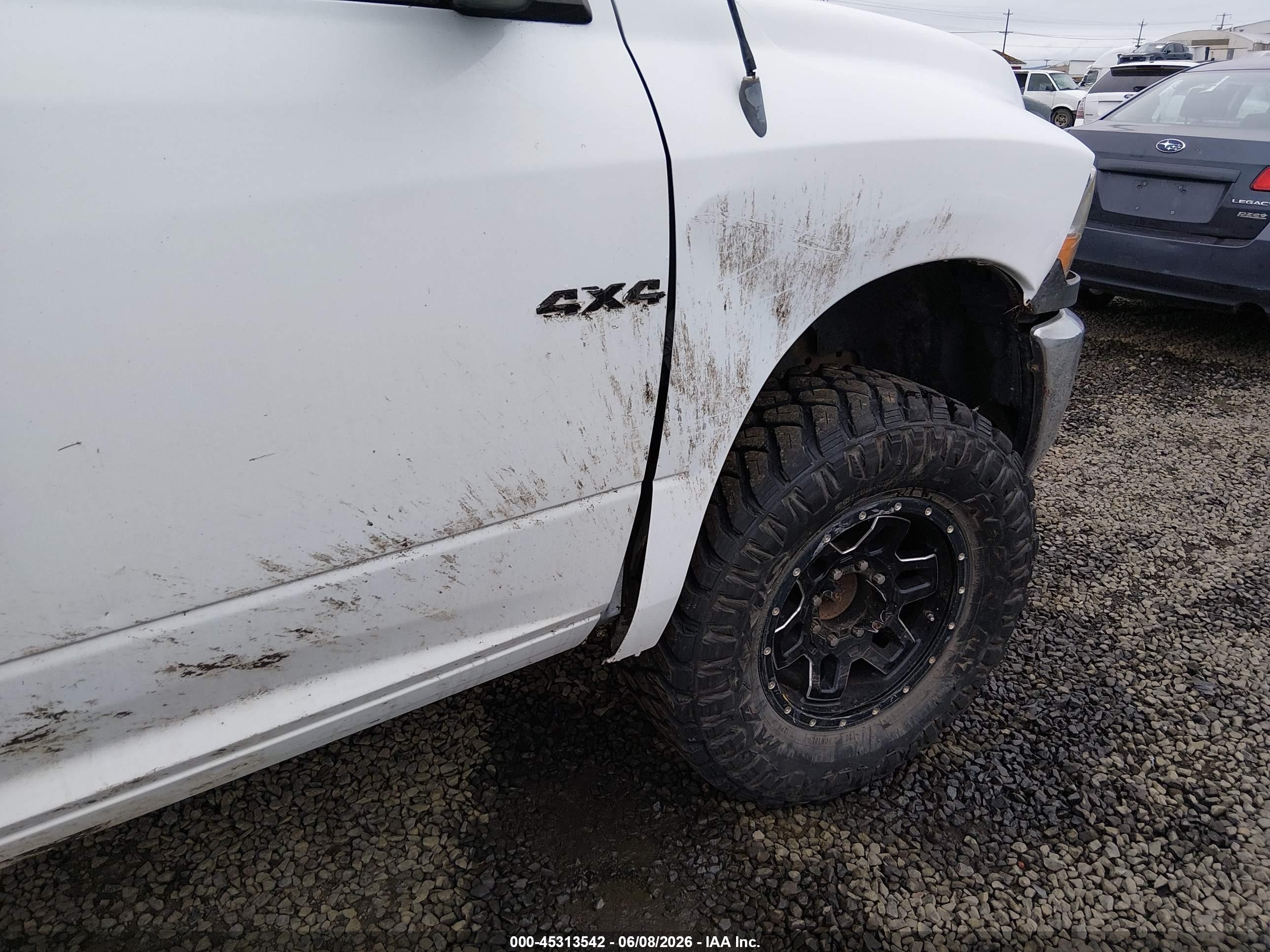 2010 Dodge Ram 2500 St White vin: 3D7TT2CT5AG187017
