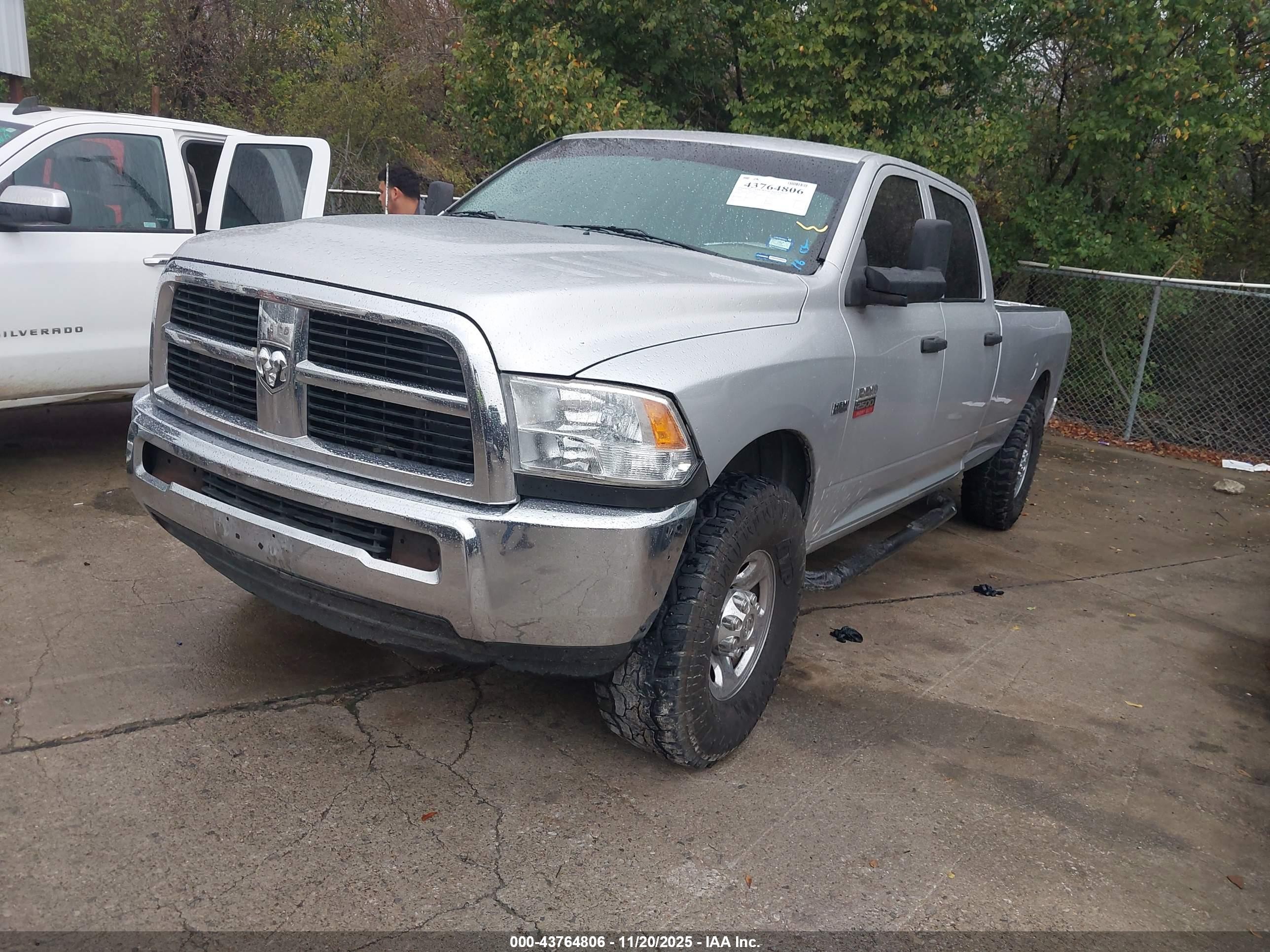 2010 Dodge Ram 2500 St Серебряный vin: 3D7TT2CT6AG148856
