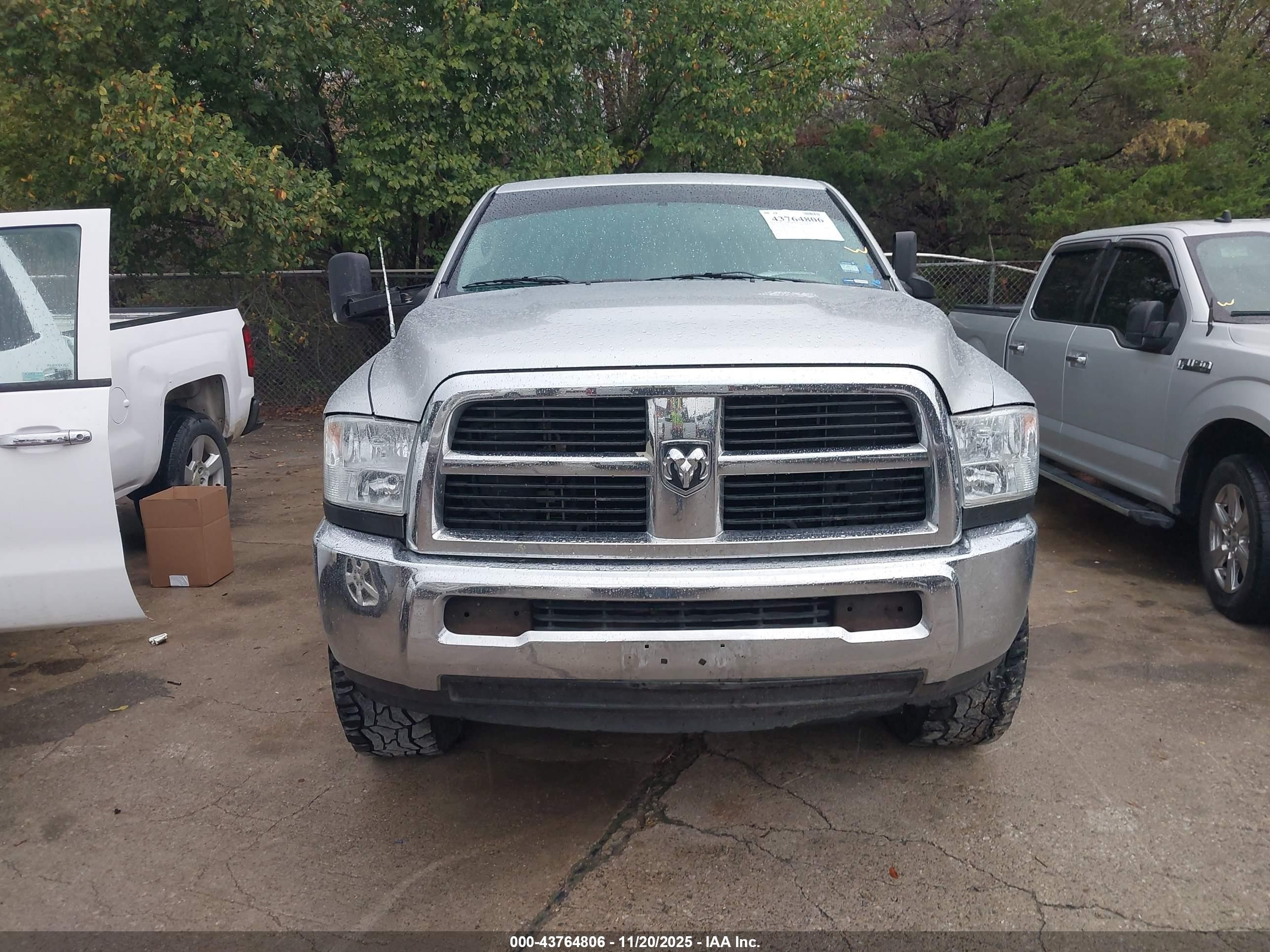 2010 Dodge Ram 2500 St Серебряный vin: 3D7TT2CT6AG148856