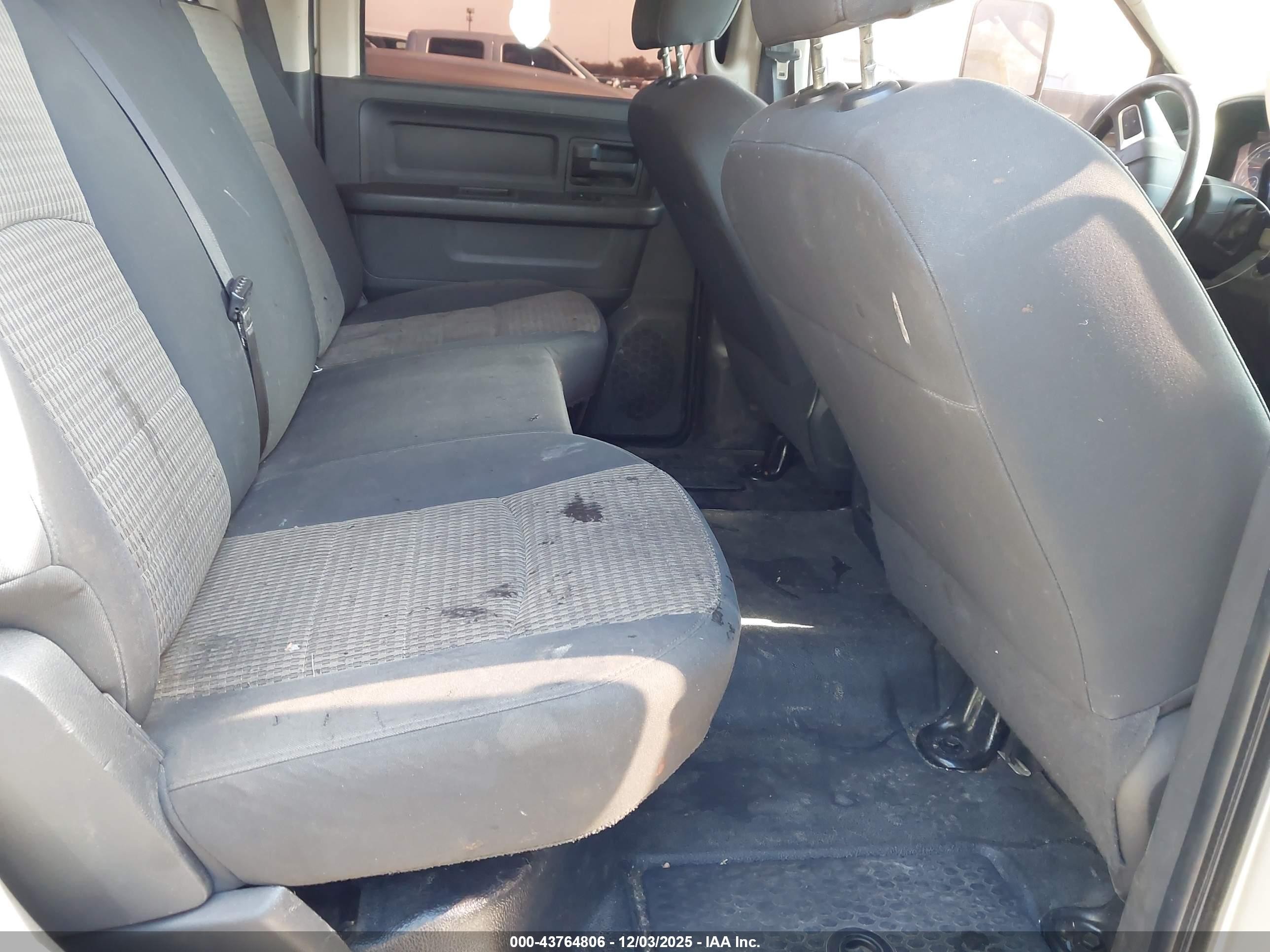2010 Dodge Ram 2500 St Серебряный vin: 3D7TT2CT6AG148856