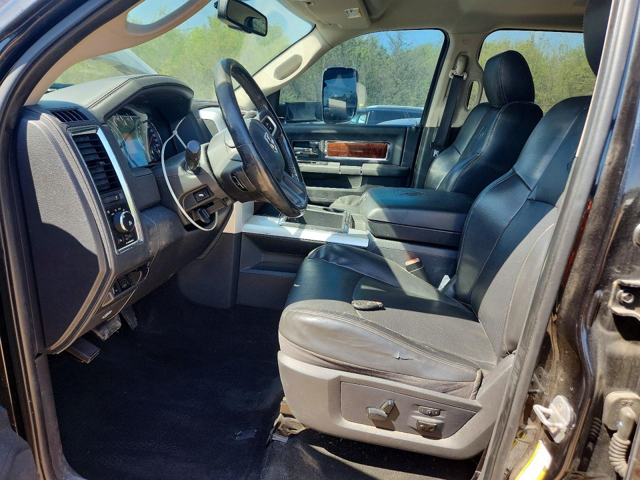 2011 Dodge Ram 2500 Черный vin: 3D7TT2CT6BG584270