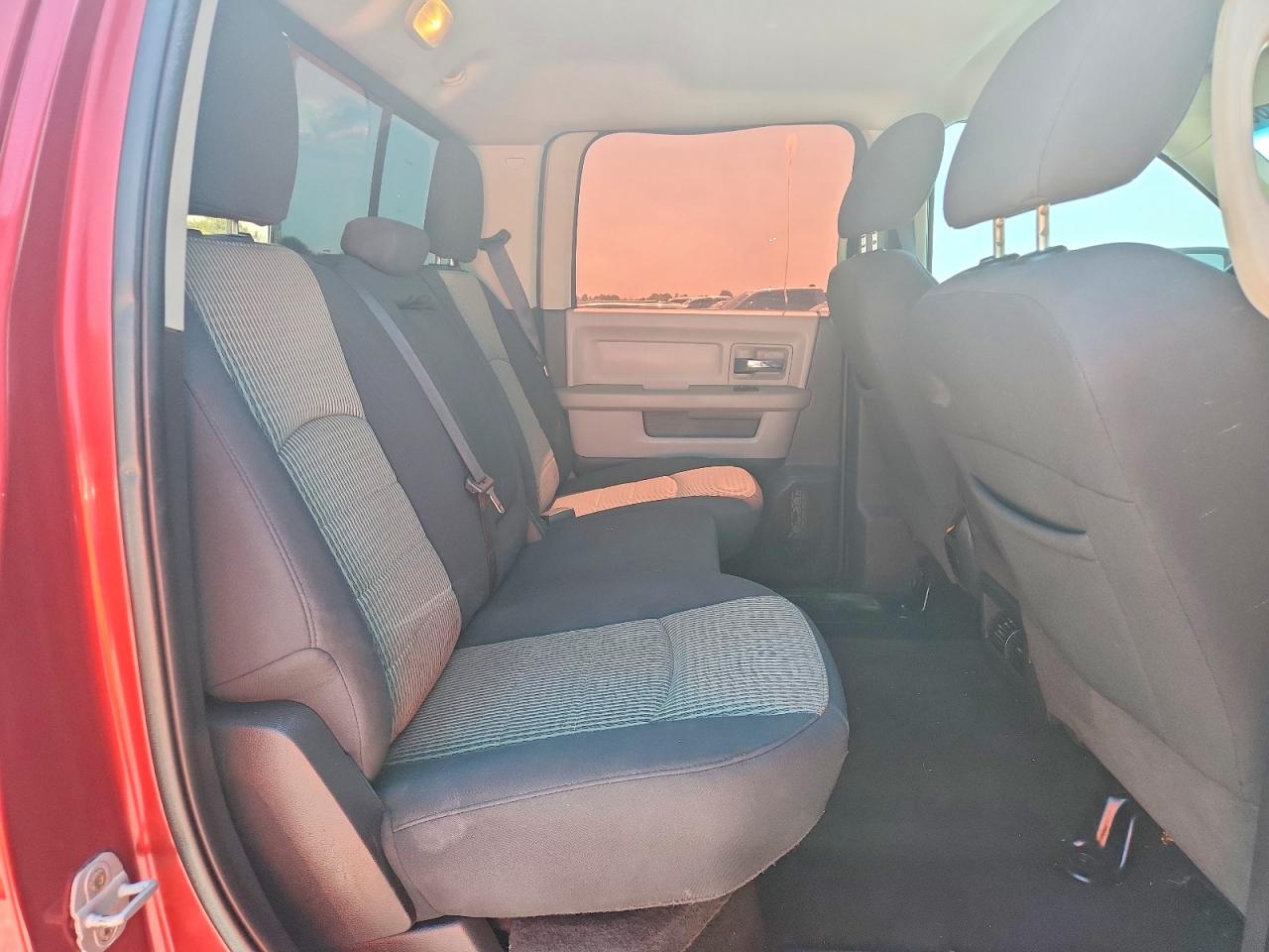 2011 Dodge Ram 2500 Красный vin: 3D7TT2CT6BG601990