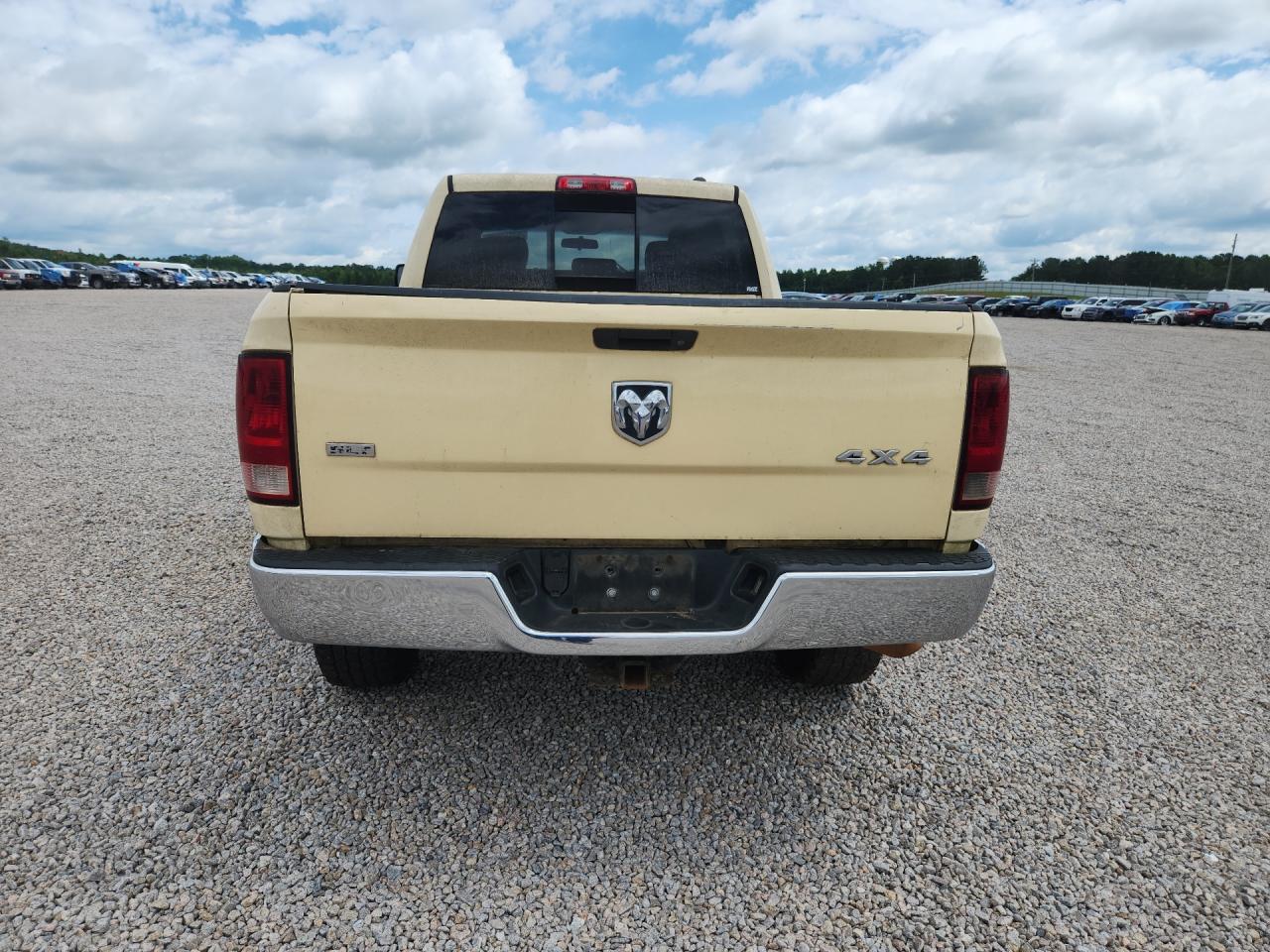 2011 Dodge Ram 2500 Cream vin: 3D7TT2CT6BG613721