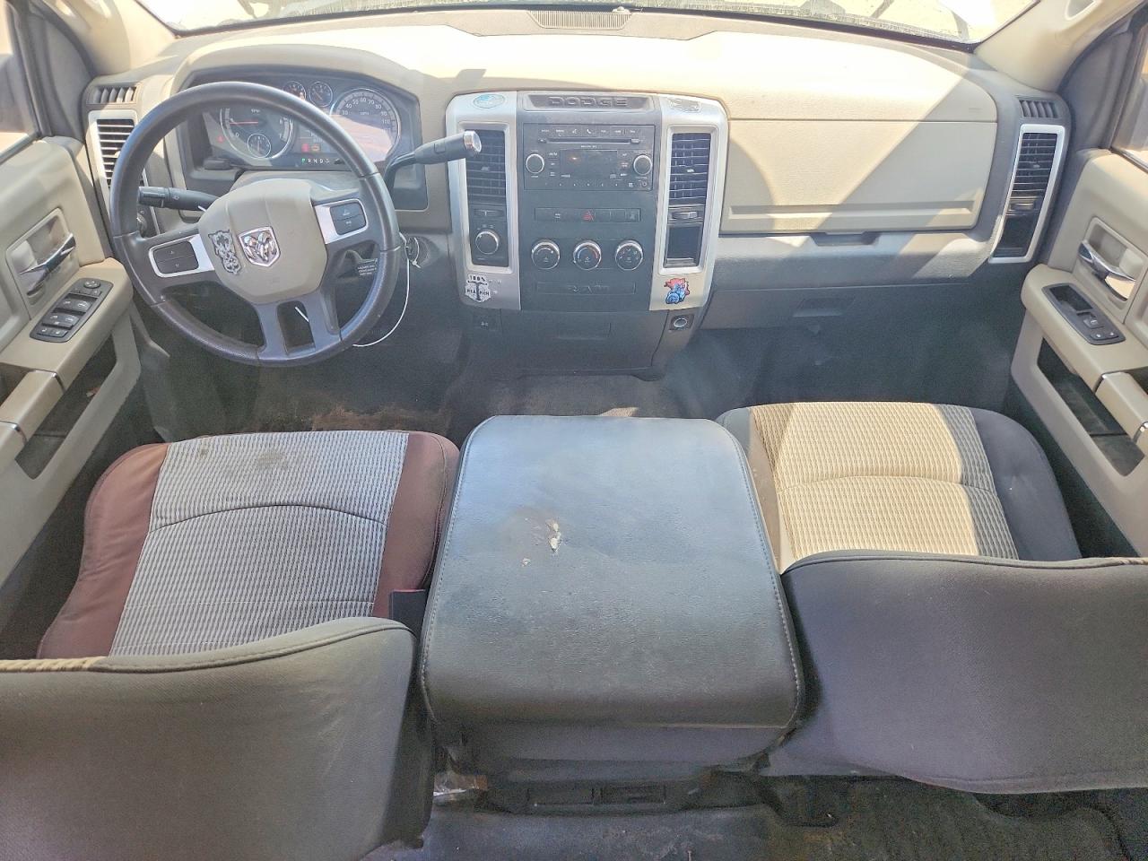 2011 Dodge Ram 2500 Silver vin: 3D7TT2CT9BG595389