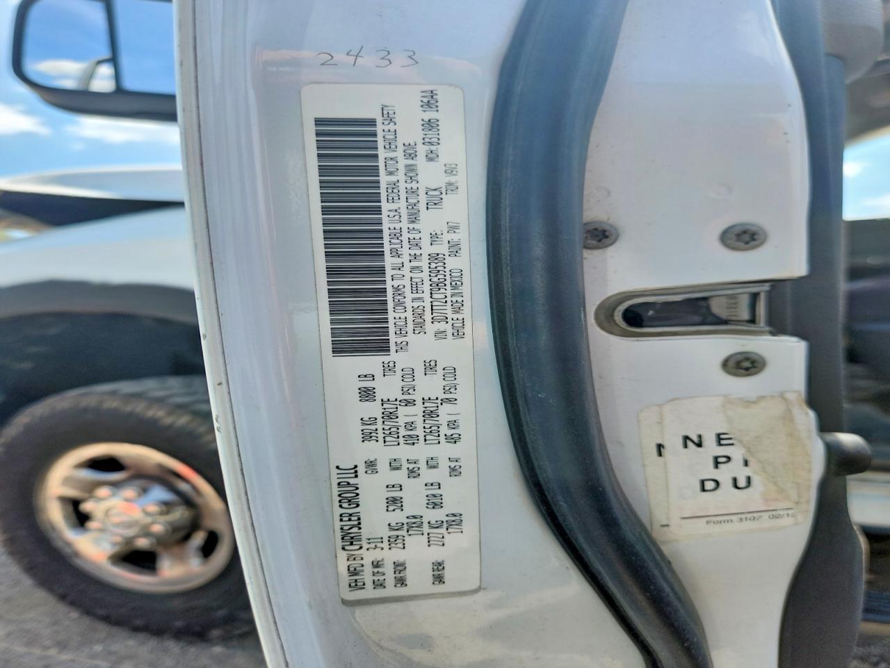 2011 Dodge Ram 2500 Silver vin: 3D7TT2CT9BG595389