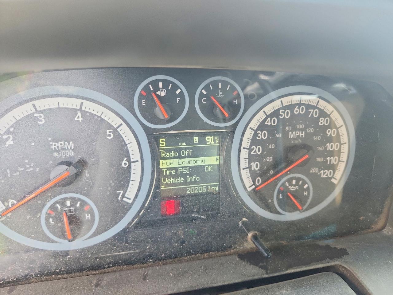2011 Dodge Ram 2500 Red vin: 3D7TT2CT9BG608304