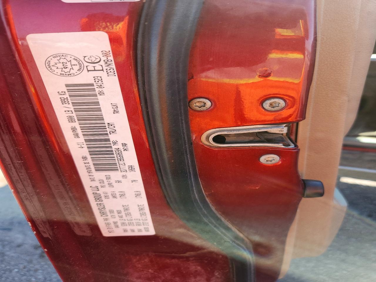 2011 Dodge Ram 2500 Red vin: 3D7TT2CT9BG608304