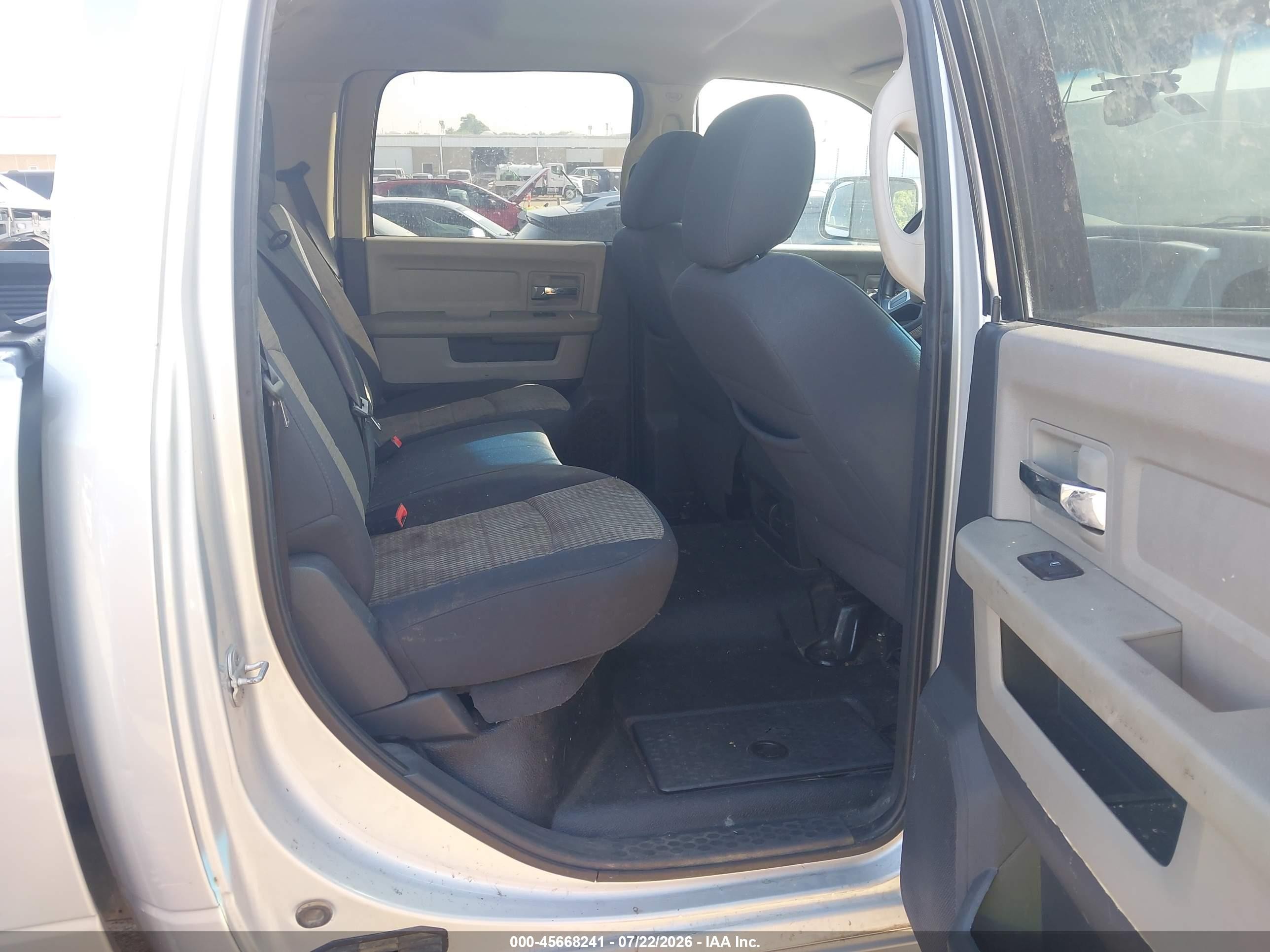 2011 Ram Ram 2500 Slt Gray vin: 3D7TT2CTXBG593201