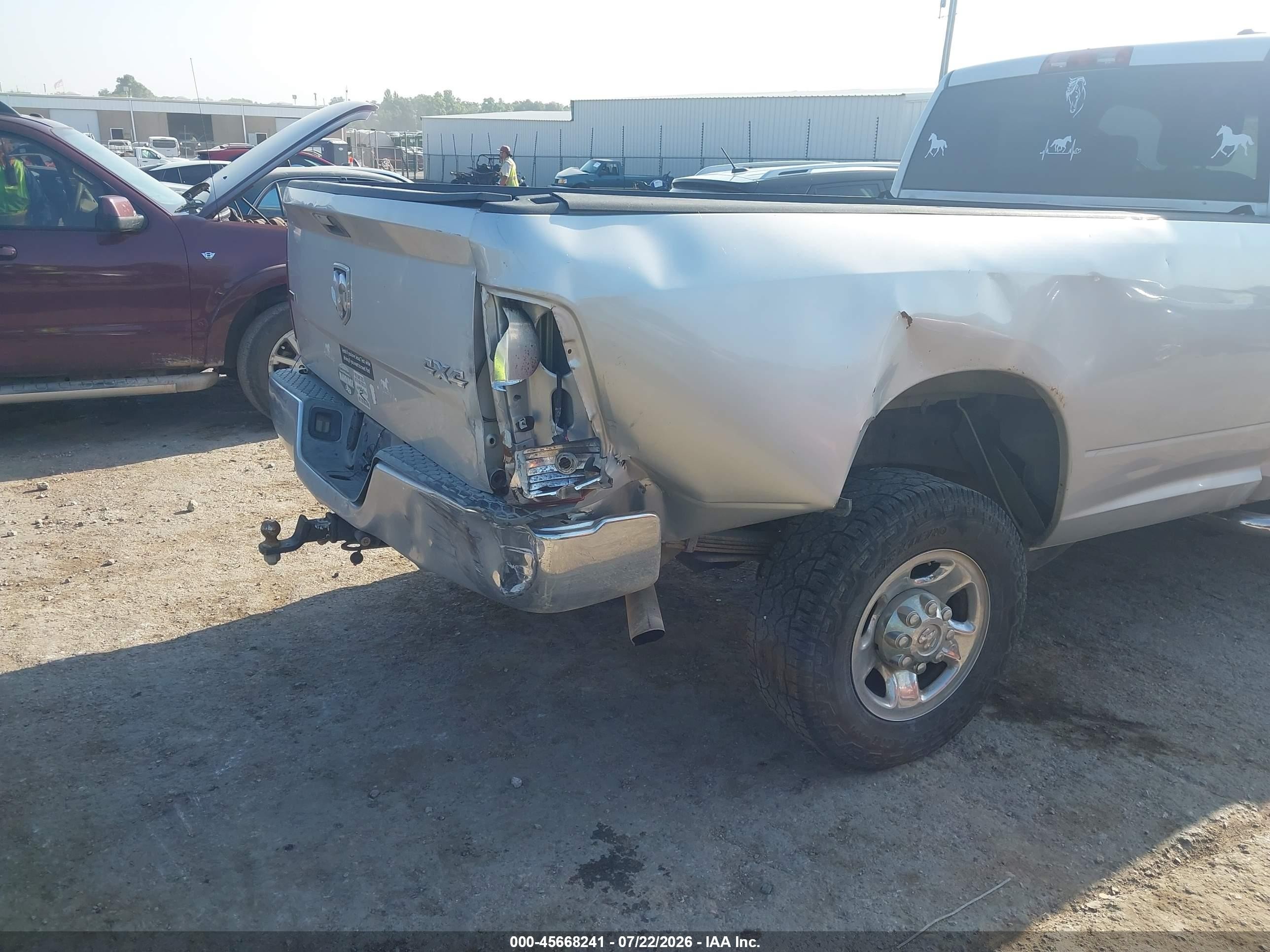 2011 Ram Ram 2500 Slt Gray vin: 3D7TT2CTXBG593201