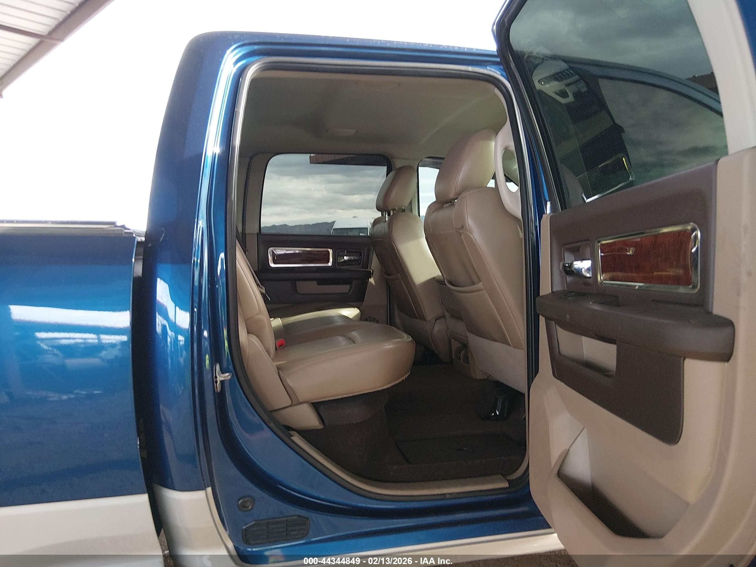 2010 Dodge Ram 2500 Laramie Blue vin: 3D7UT2CL0AG188015