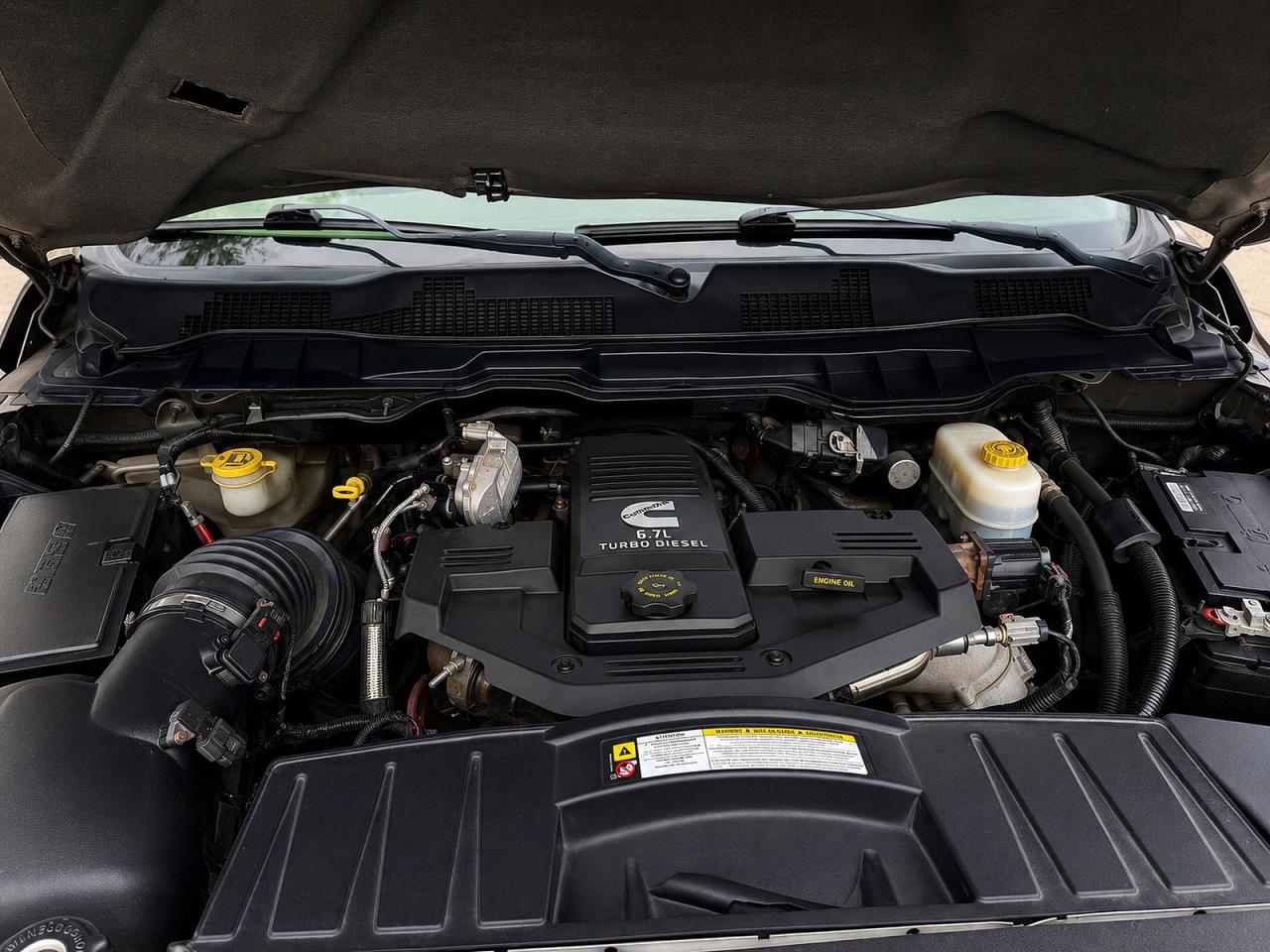 2010 Dodge Ram 2500 Two Tone vin: 3D7UT2CL0AG189021