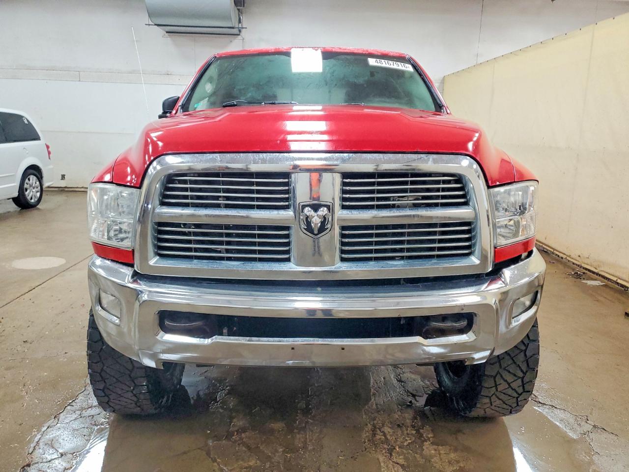2011 Dodge Ram 2500 Red vin: 3D7UT2CL0BG562706