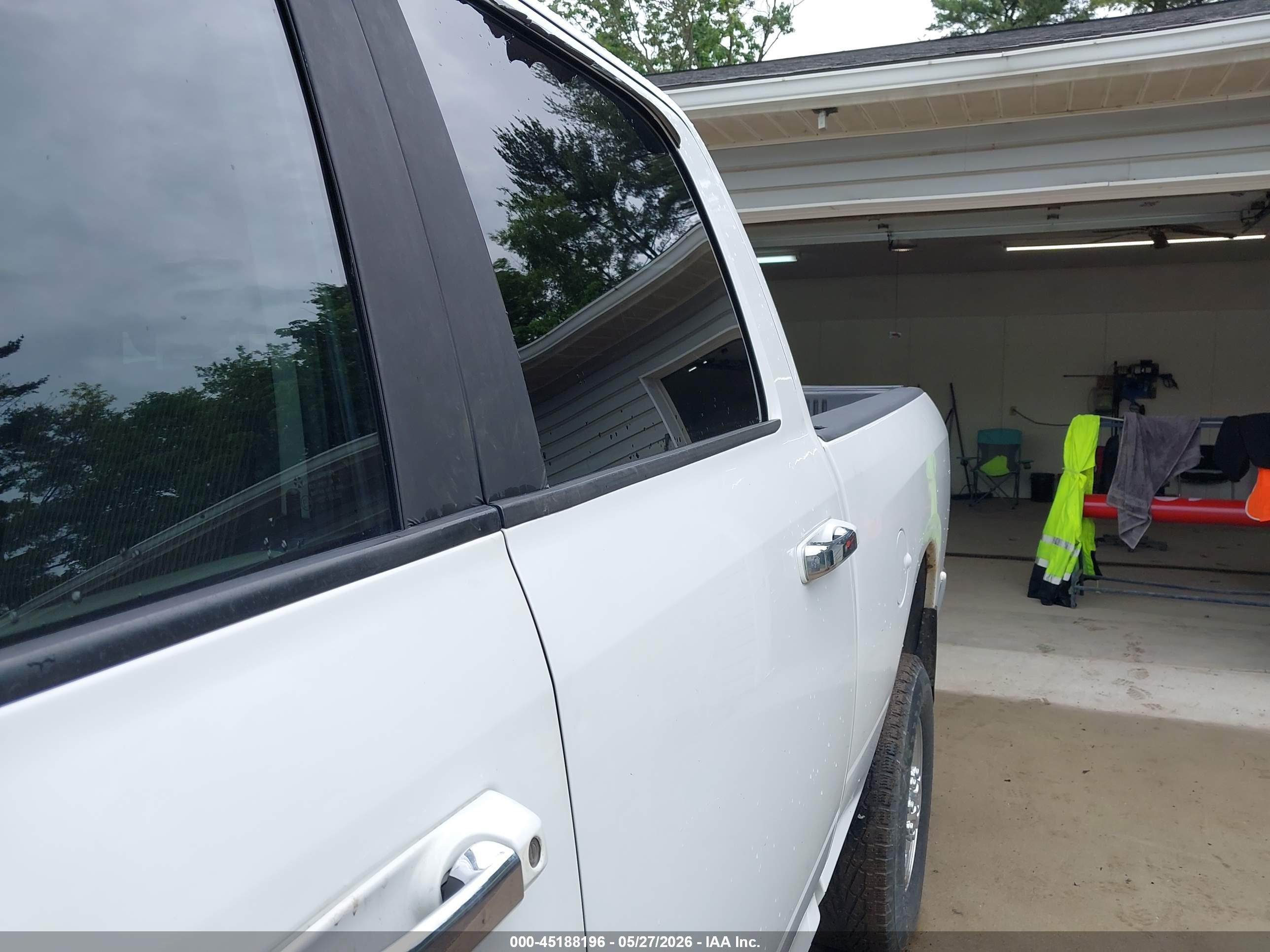 2011 Ram Ram 2500 Slt White vin: 3D7UT2CL1BG584200