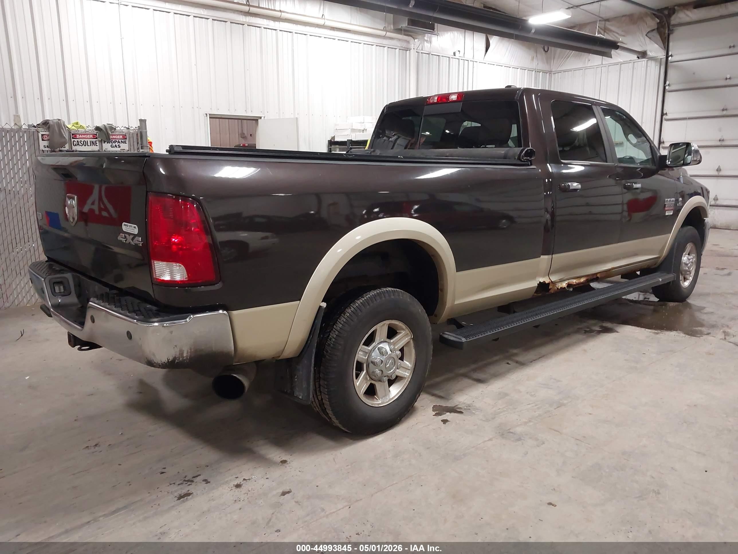 2011 Ram Ram 2500 Laramie Черный vin: 3D7UT2CL2BG537208