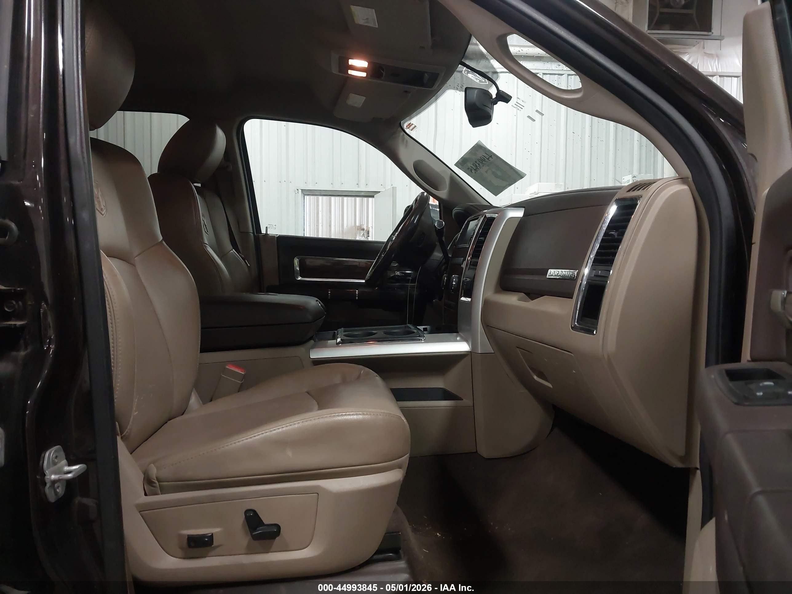 2011 Ram Ram 2500 Laramie Черный vin: 3D7UT2CL2BG537208