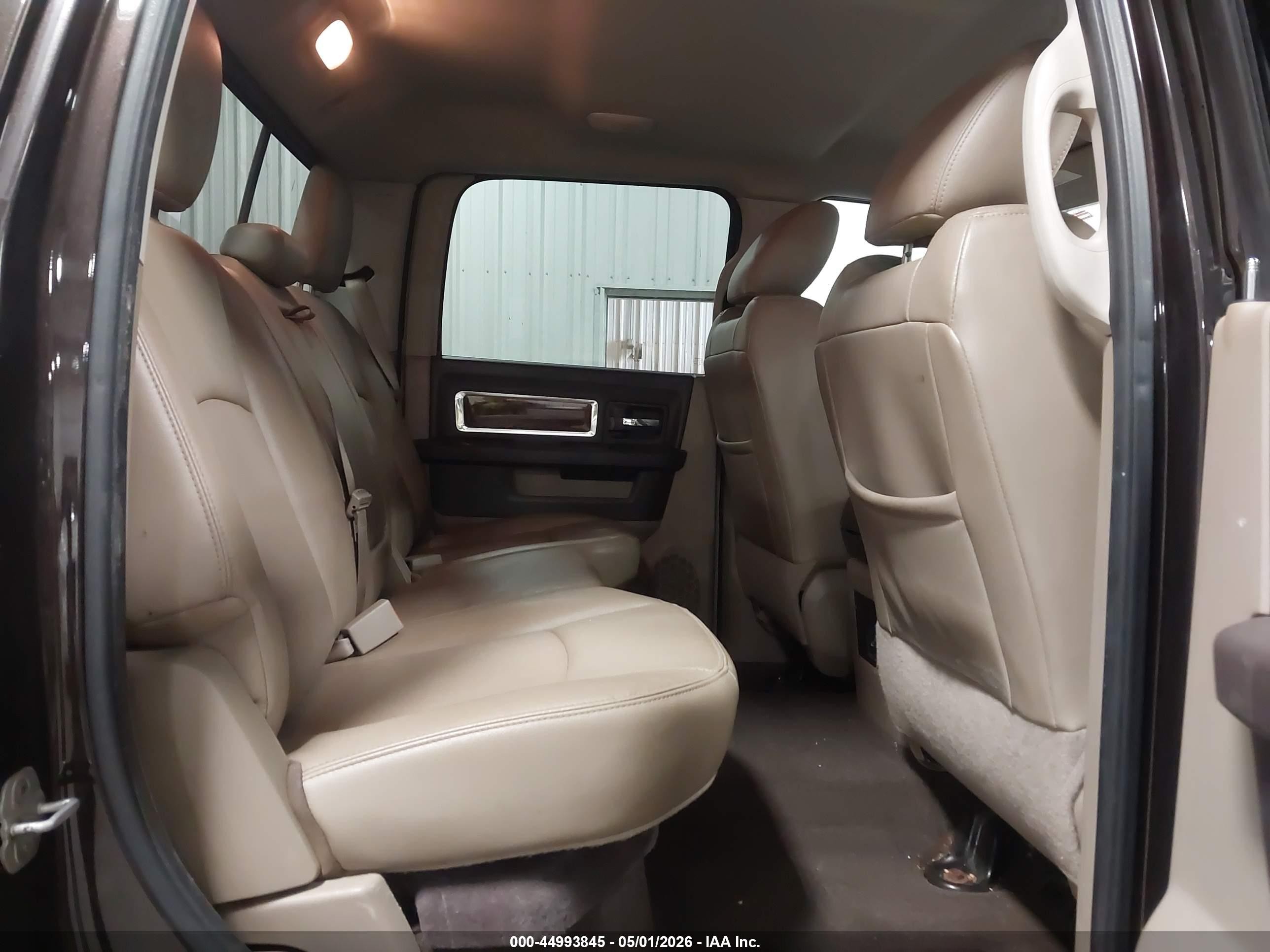 2011 Ram Ram 2500 Laramie Черный vin: 3D7UT2CL2BG537208