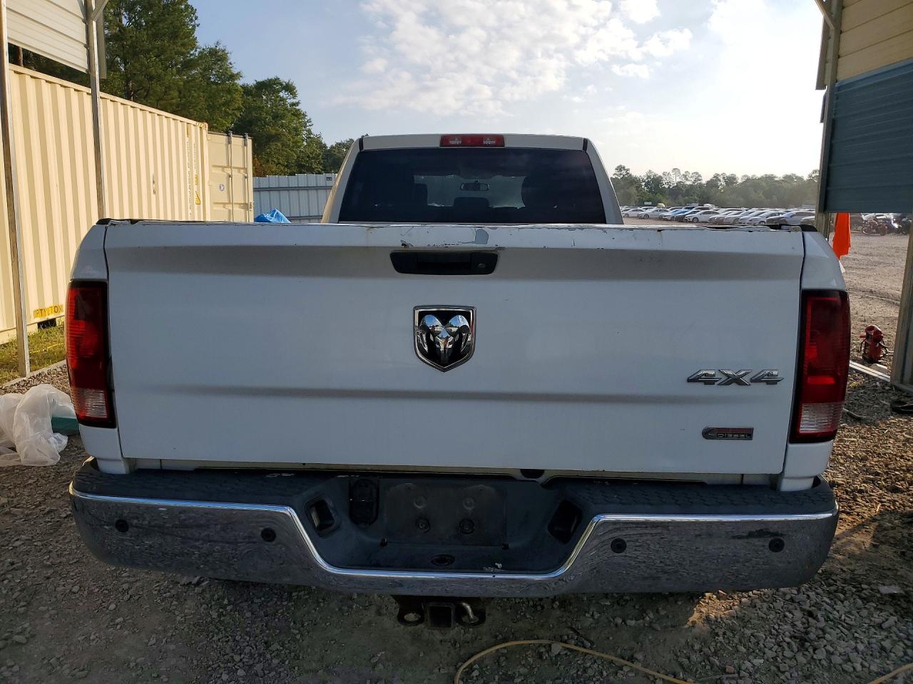 2011 Dodge Ram 2500 White vin: 3D7UT2CL2BG628527