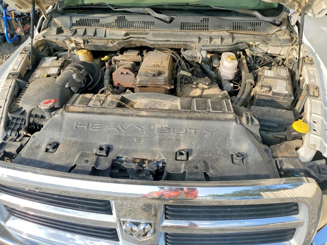 2011 Dodge Ram 2500 White vin: 3D7UT2CL2BG628527