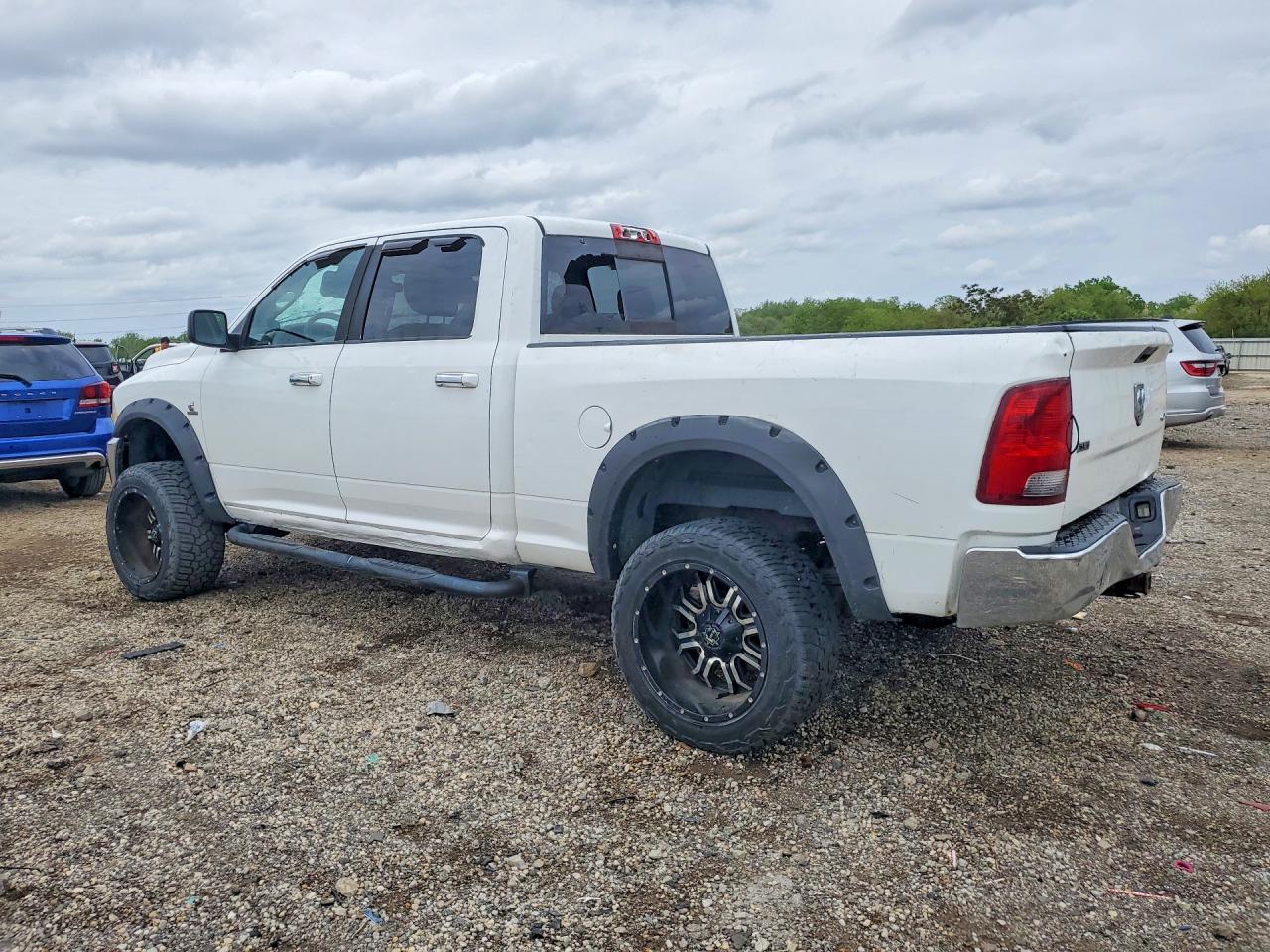 2010 Dodge Ram 2500 White vin: 3D7UT2CL3AG174612