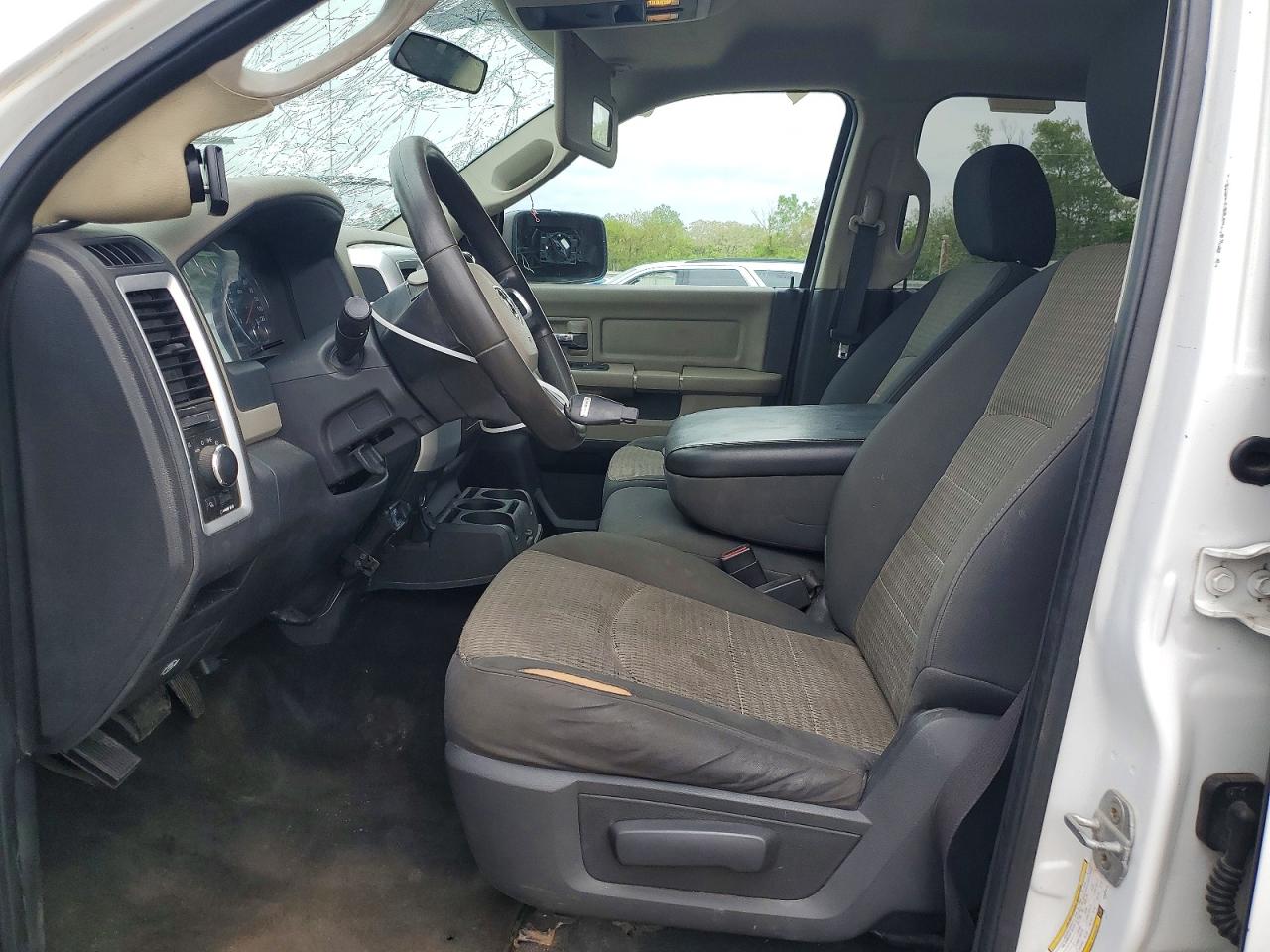 2010 Dodge Ram 2500 White vin: 3D7UT2CL3AG174612